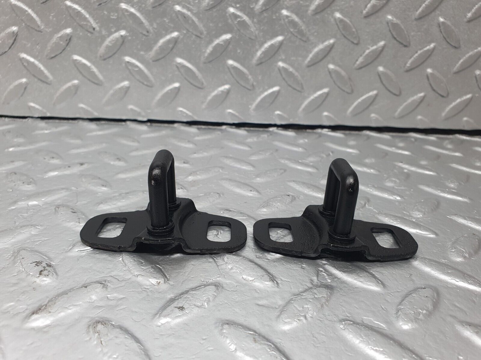 42599 Mercedes-Benz R129 320SL Coupe Bonnet Lock Latch 1298800060