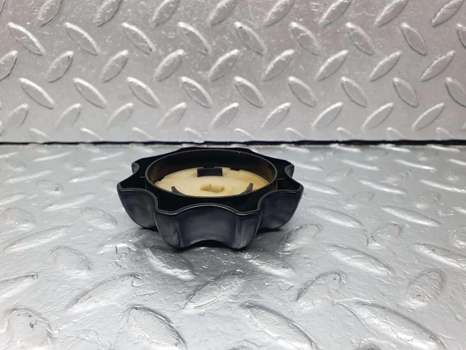 42703 Mercedes-Benz W201 190 2.0L Seat Backrest Recline Handle Knob