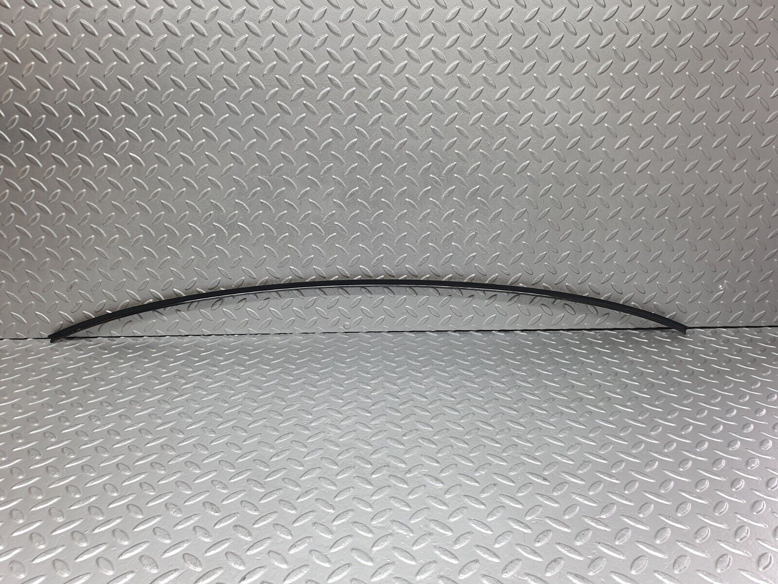 42641 Mercedes-Benz R129 320SL Coupe Front Windscreen Top Chrome Moulding Trim