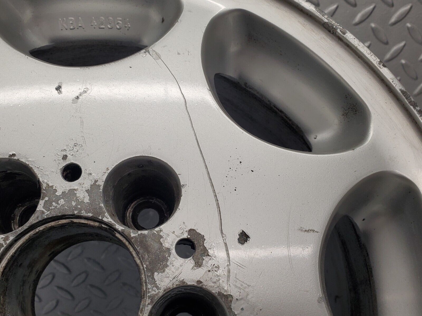 46107 Mercedes-Benz Alloy Wheel 7Jx15H2 ET35 KBA42354