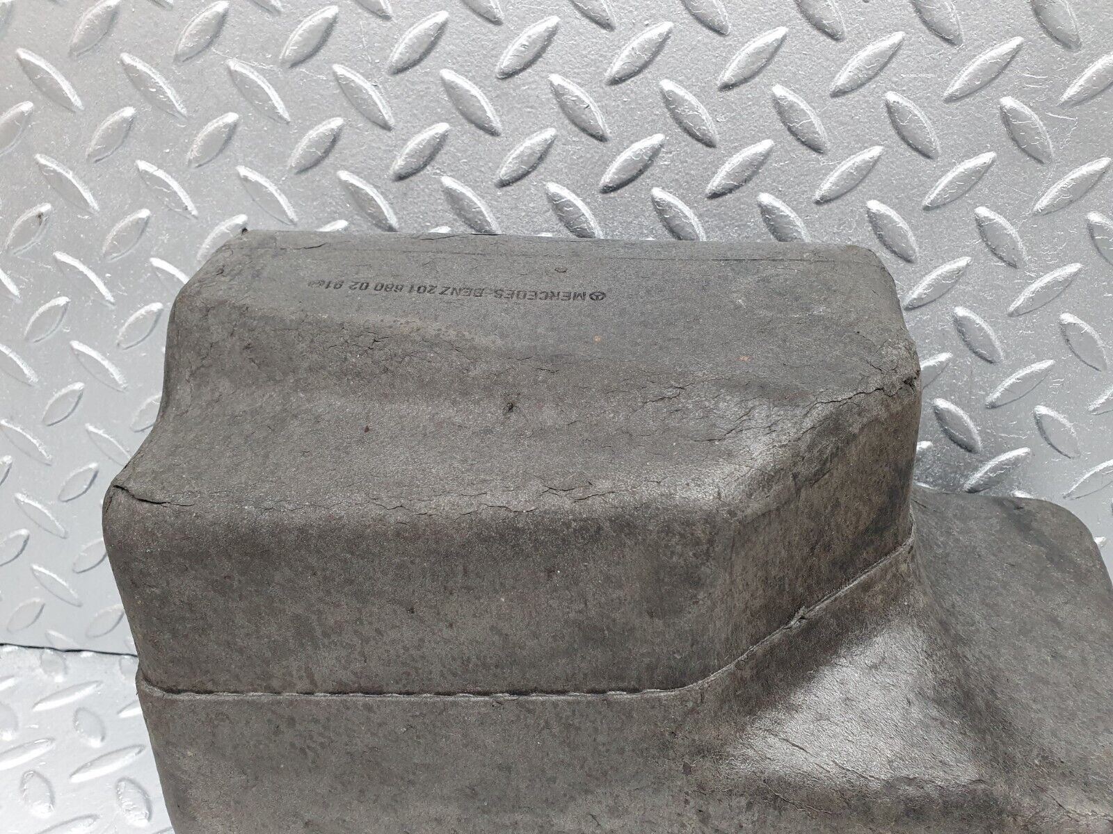 42676 Mercedes-Benz W201 190 2.0L Glove Box 2016800291