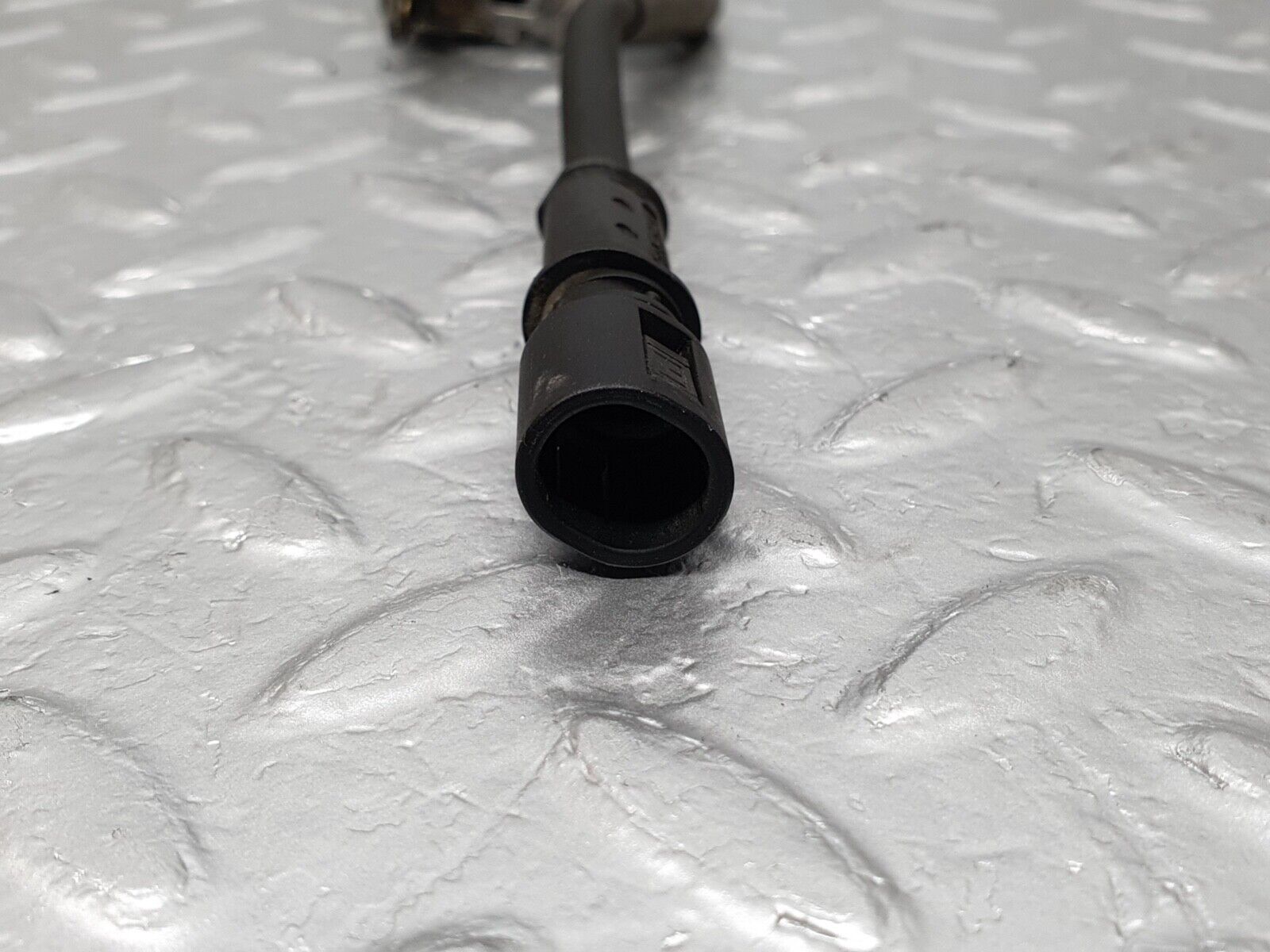 42018 Mercedes-Benz W202 C200 Bonnet Lock Latch 2028206210 2105402781