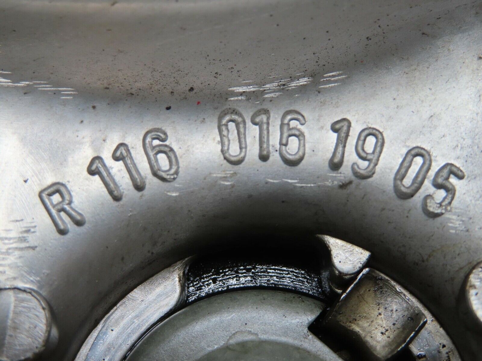 13827 Mercedes-Benz R107 450SL Cylinder Head Valve Cover Right Side 1160161905