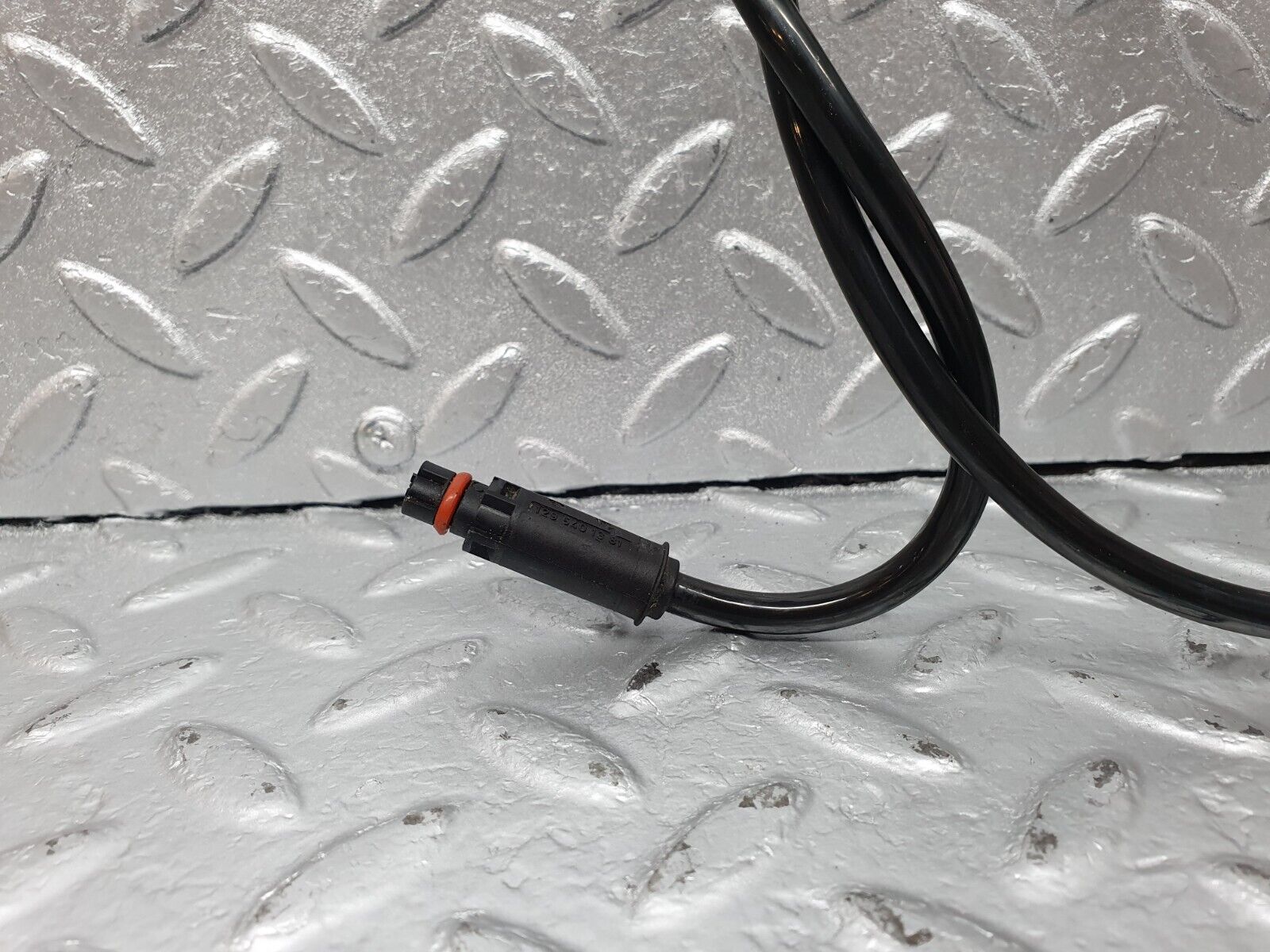 42361 Mercedes-Benz R129 320SL Coupe Suspension Roll Bar Cable 1295400409