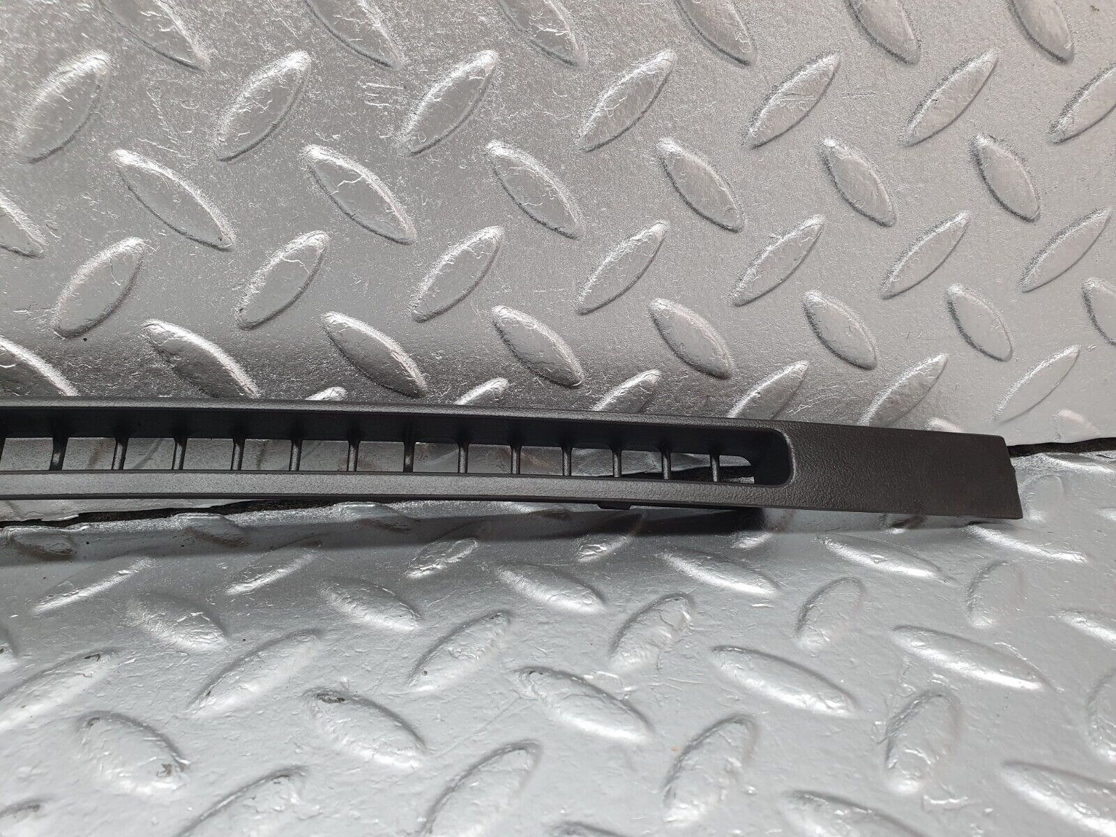 42332 Mercedes-Benz R129 320SL Coupe Dashboard Air Vent Trim Left Side 1296891180