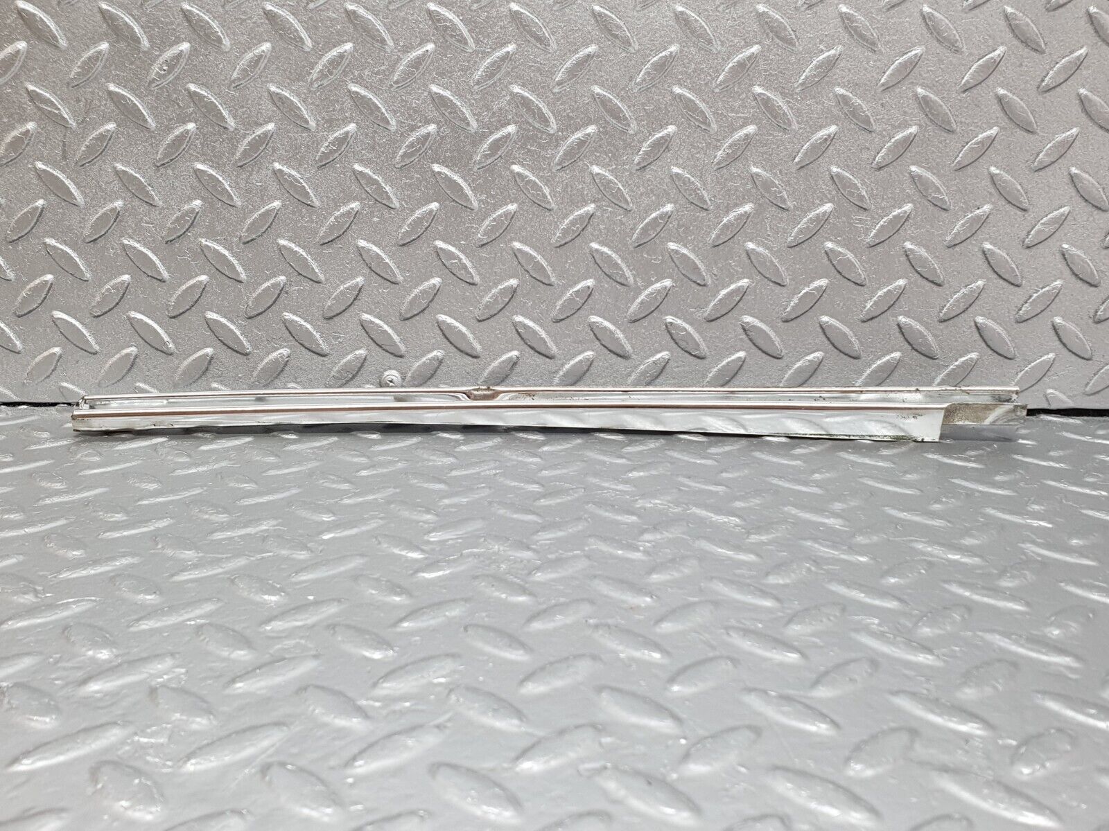 43212 Mercedes-Benz W108 280SE Front Left Door Window Chrome Channel