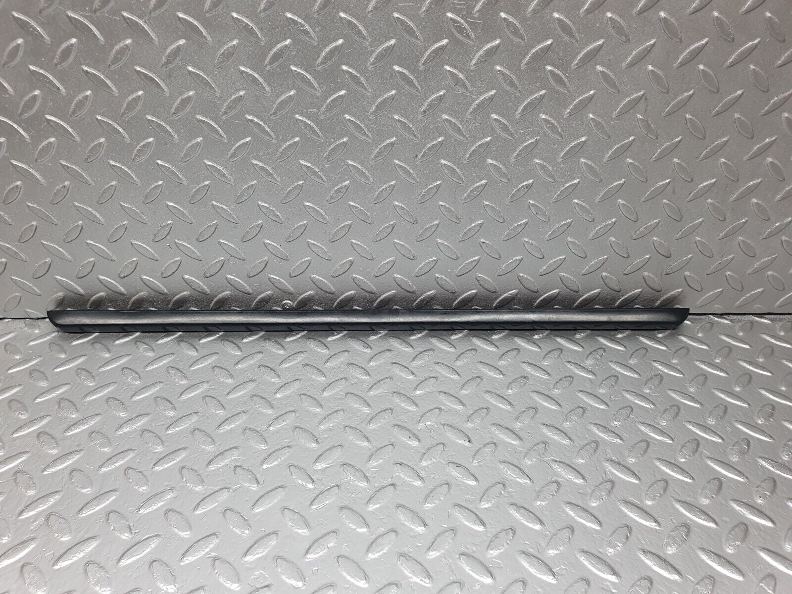 42795 Mercedes-Benz W201 190 2.0L Boot Lid Trunk Lid Handle 2017500193