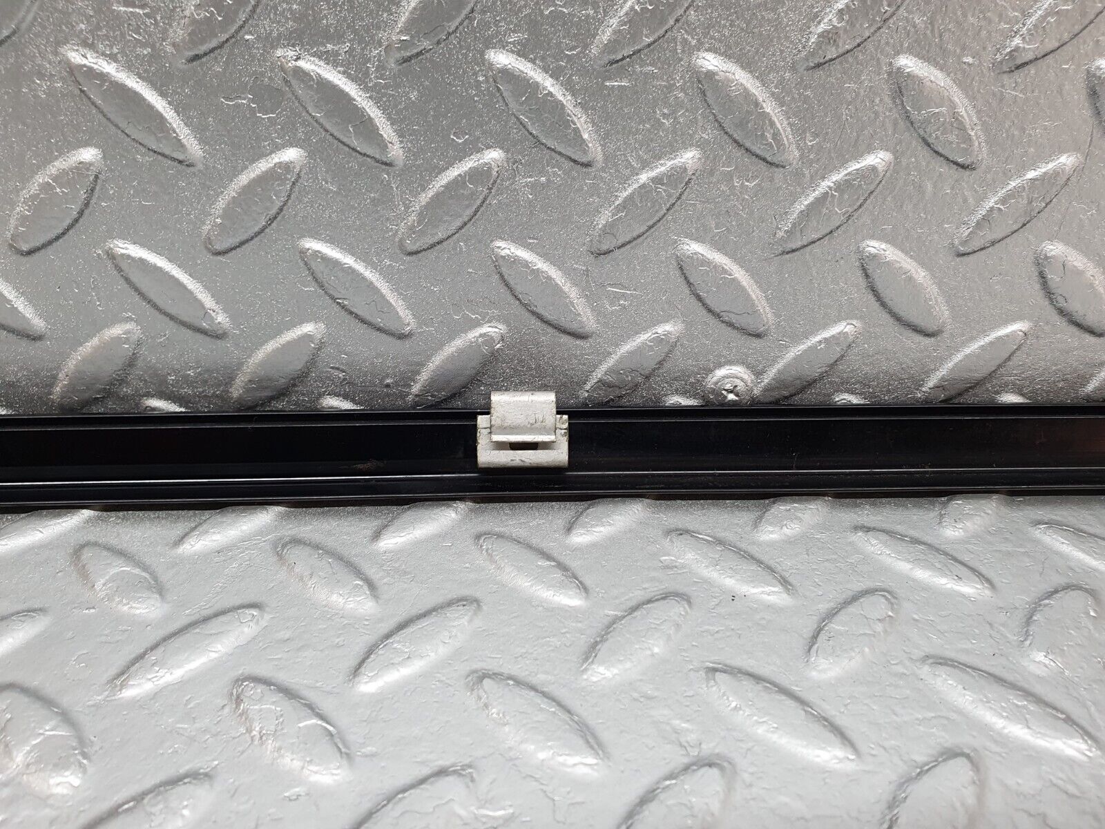 42106 Mercedes-Benz W202 C200 Rear Right Door Moulding Trim