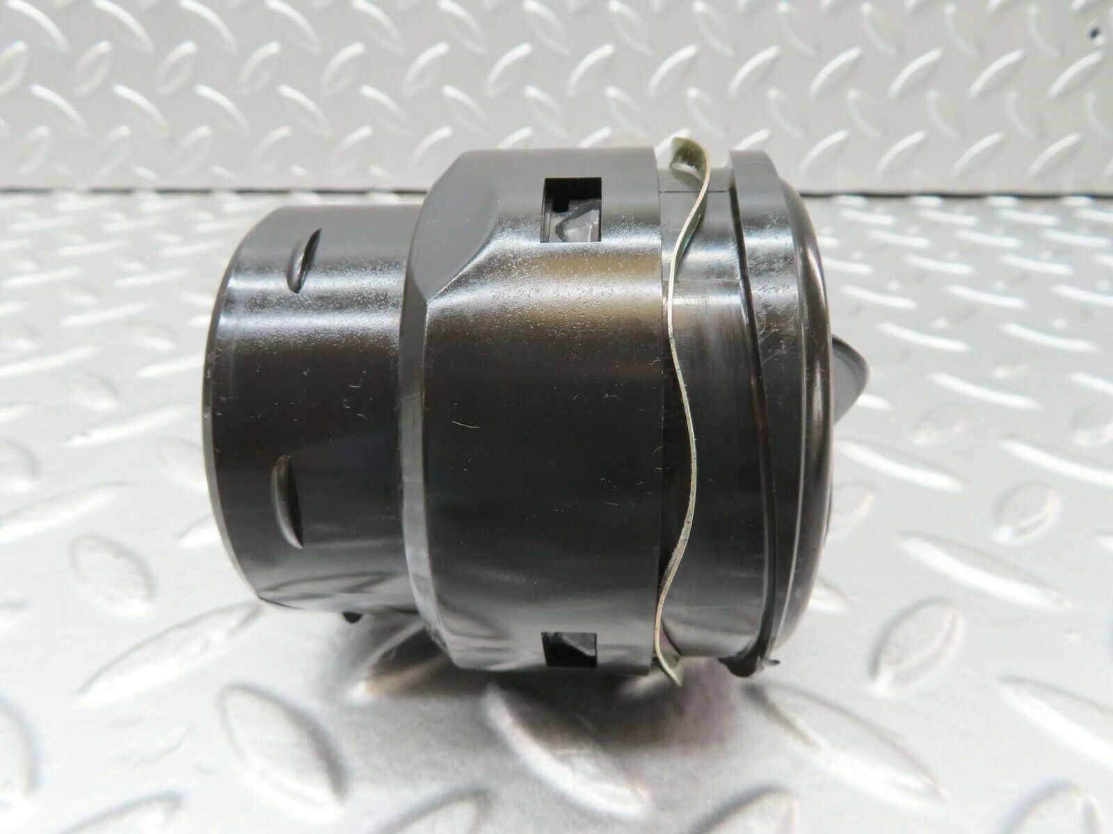 15601 Mercedes-Benz R107 450SL Dashboard Air Vent