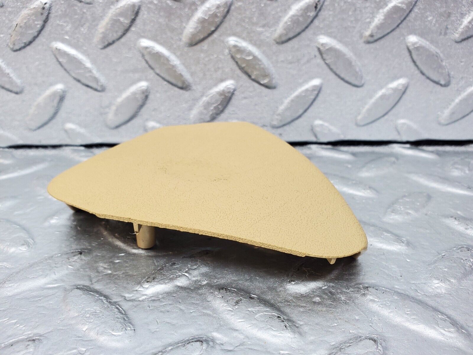 45970 Mercedes-Benz W126 420SE Front Seat Cover Trim Beige 1269182030