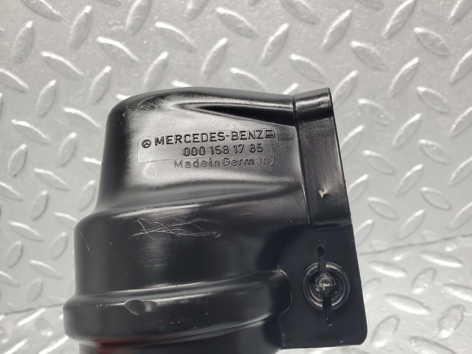 46424 Mercedes-Benz C123 280CE Coupe Ignition Coil Protective Cap 0001581785