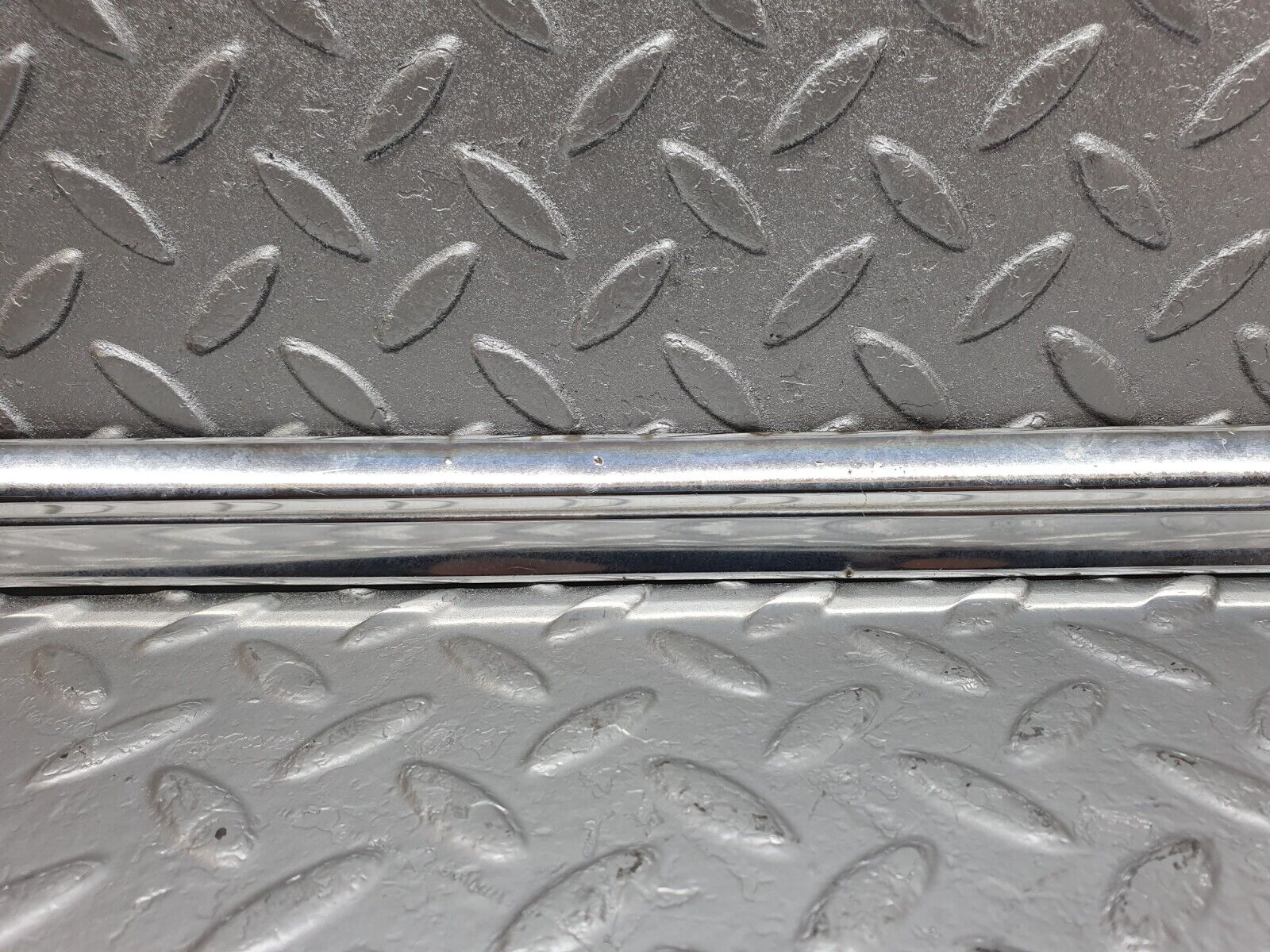 43464 Mercedes-Benz W108 280SE Rear Left Door Window Chrome Trim