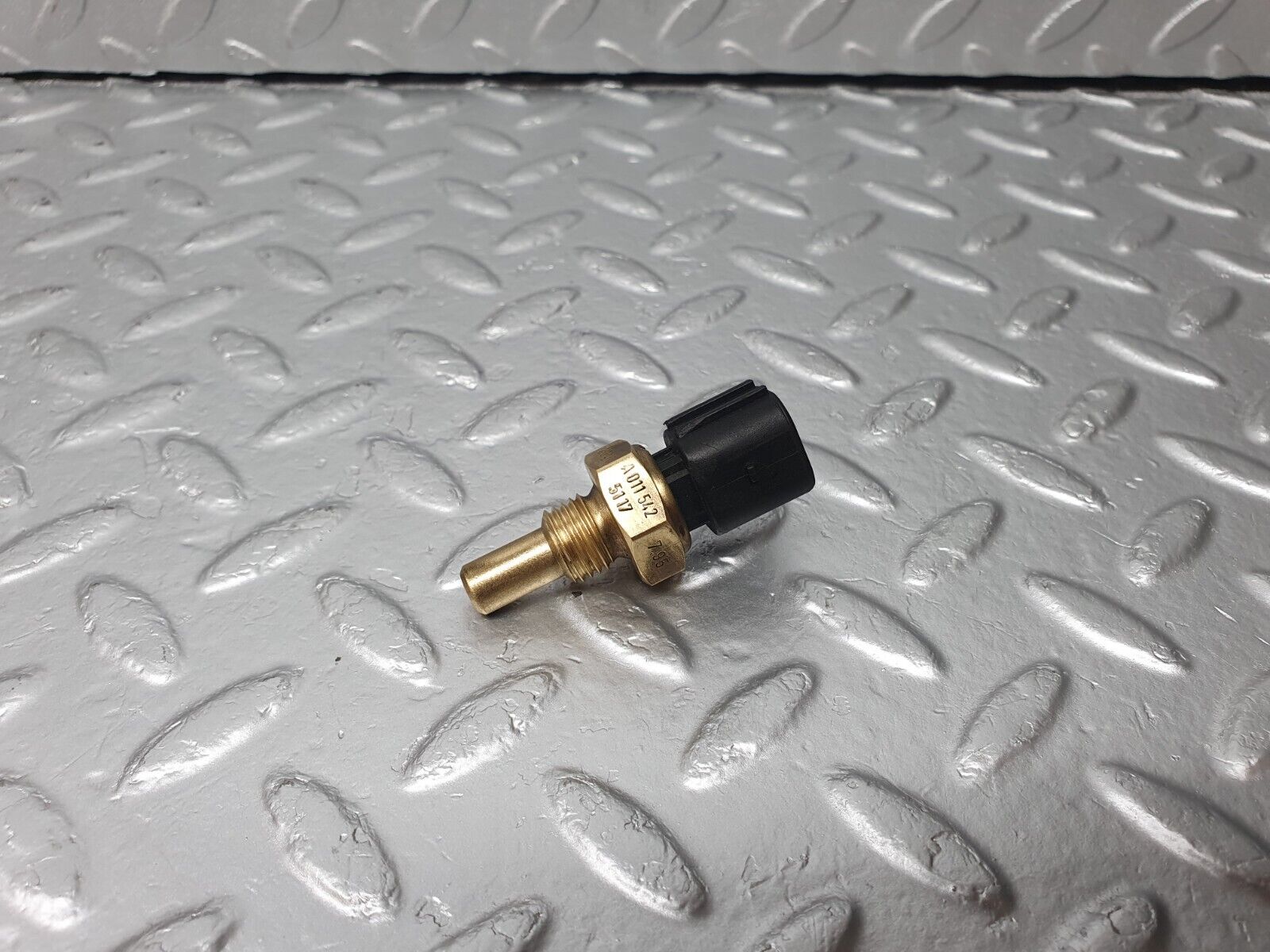 42381 Mercedes-Benz R129 320SL Coupe Coolant Temperature Sensor VDO 0115425117