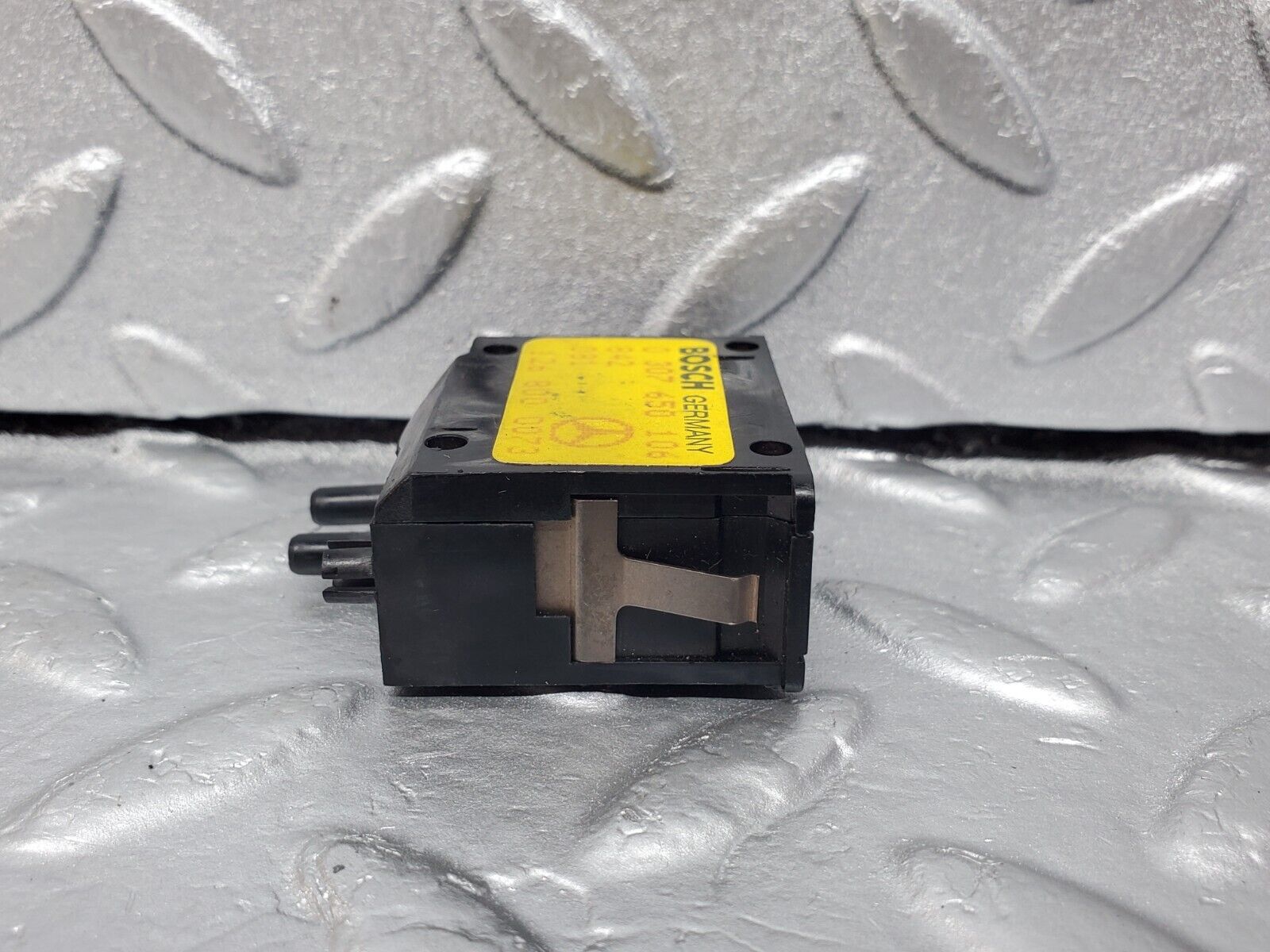 45665 Mercedes-Benz W126 420SE Headlight Level Switch 1268000073 0307650106