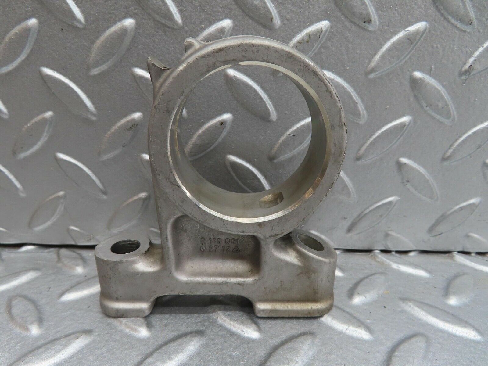 13735 Mercedes-Benz R107 450SL Camshaft Tower Bearing 1160512712