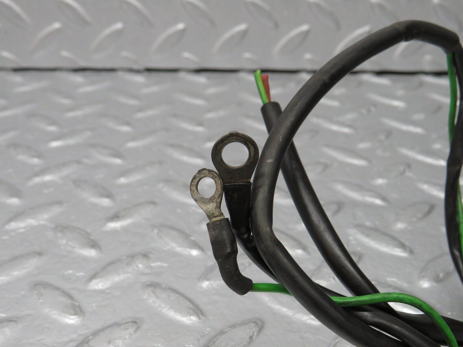 39099 Mercedes-Benz R107 500SL Diagnostic Connector 1235450026 1235450003 1075404808