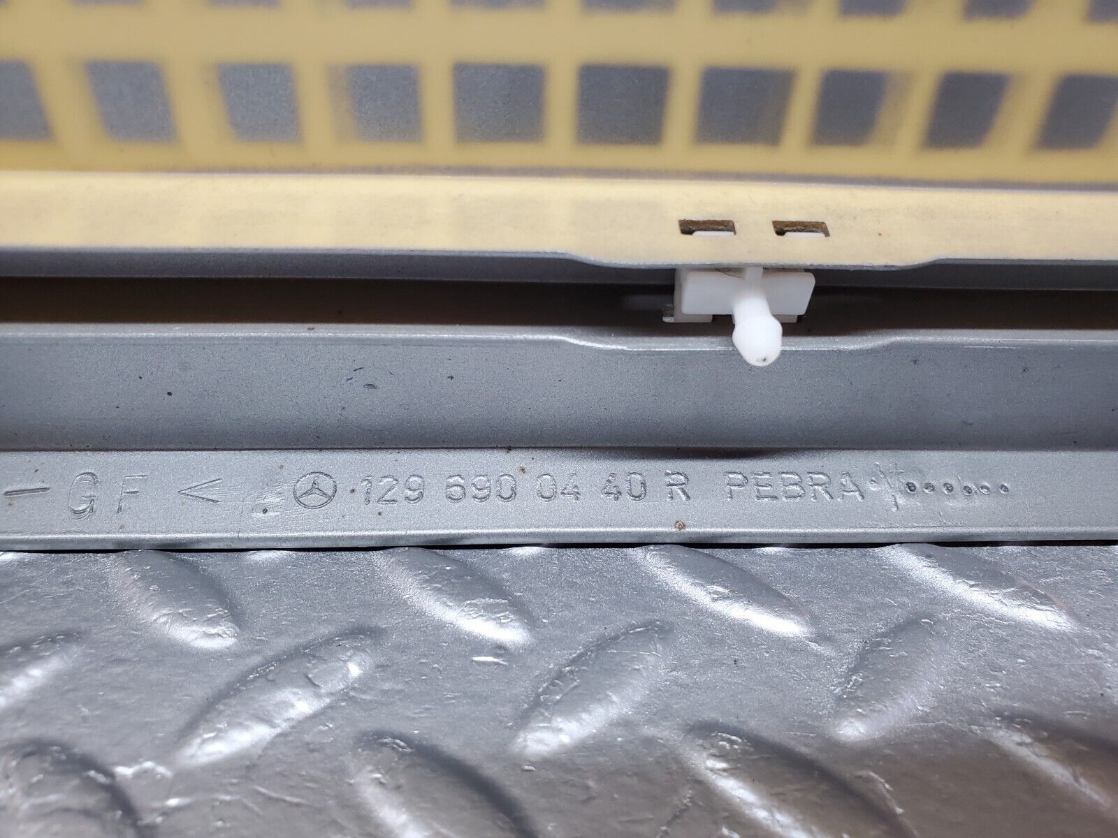 44926 Mercedes-Benz R129 300SL Coupe Right Door Lower Moulding Trim 1296900440