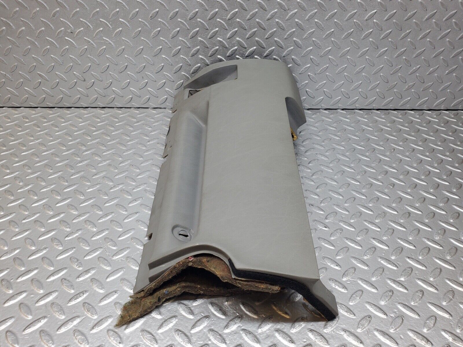 44628 Mercedes-Benz W124 220E Under Dash Panel Left Side Grey