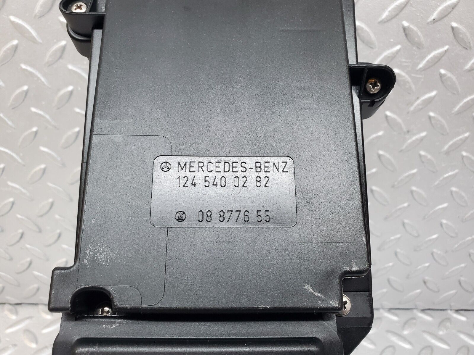 45055 Mercedes-Benz R129 300SL Coupe Fuse Box 1245401850 1245400282 1245400182