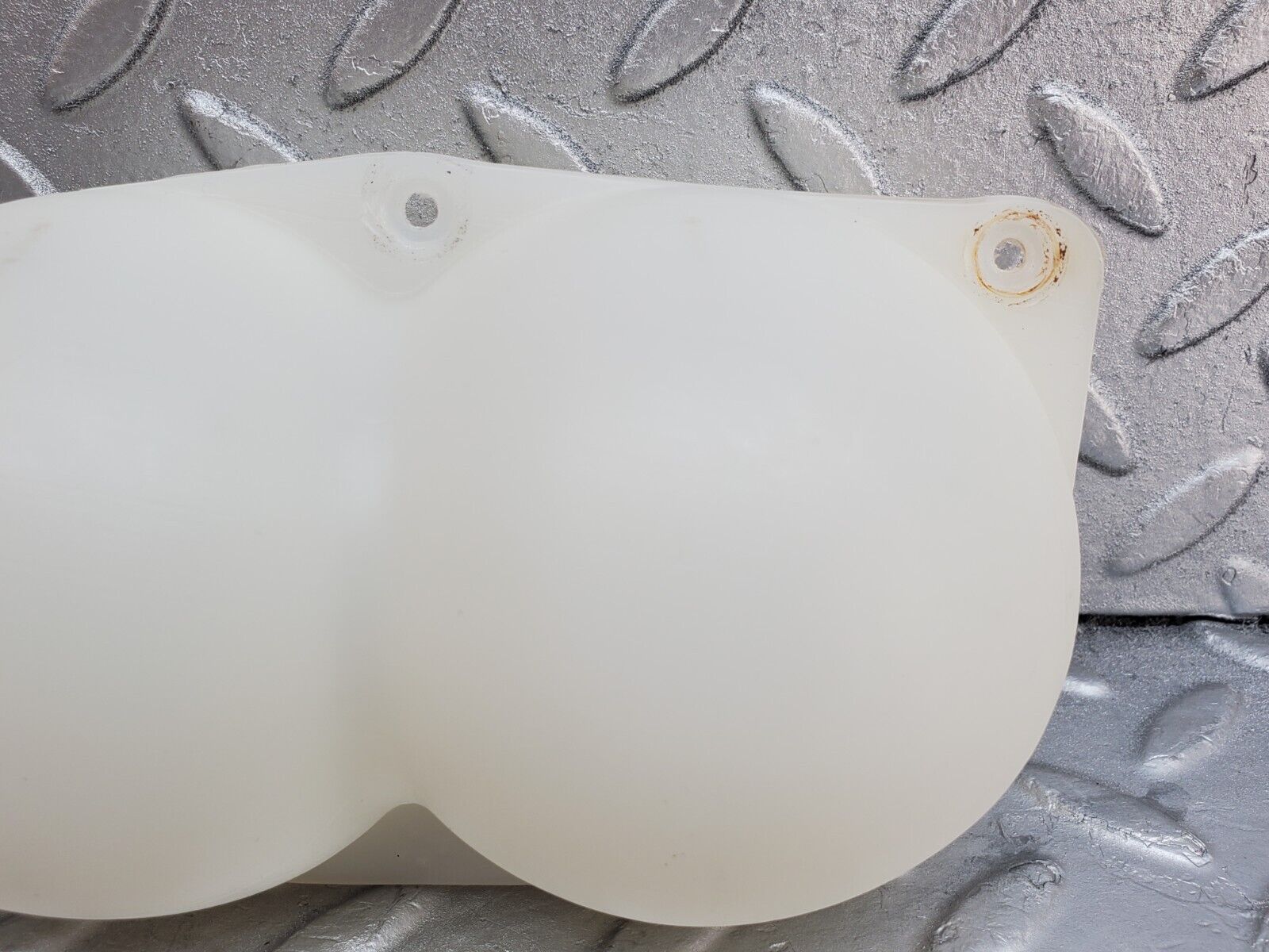 44675 Mercedes-Benz W124 220E Vacuum Reservoir Tank