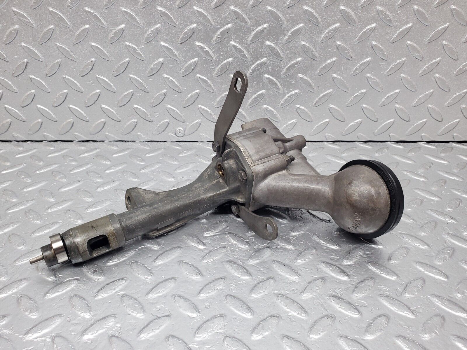 44304 Mercedes-Benz W123 280E Oil Pump