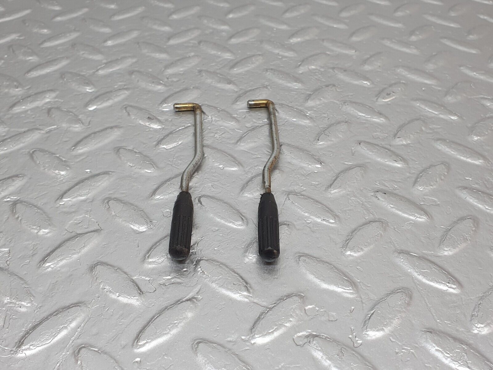 42963 Mercedes-Benz W201 190 2.0L Front Door Lock Knob Pair