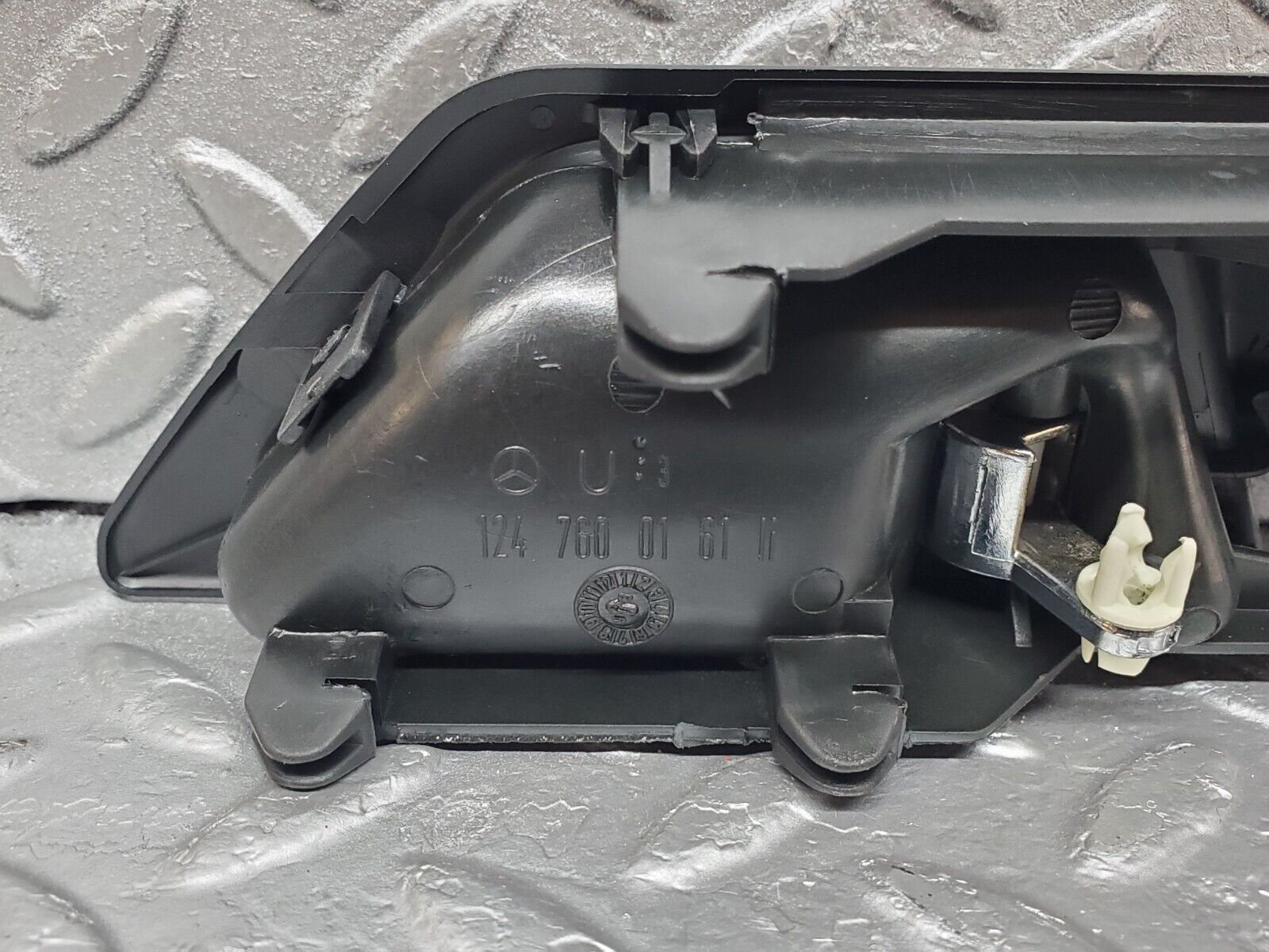 44743 Mercedes-Benz W124 220E Interior Door Handle Front Left 1247600161