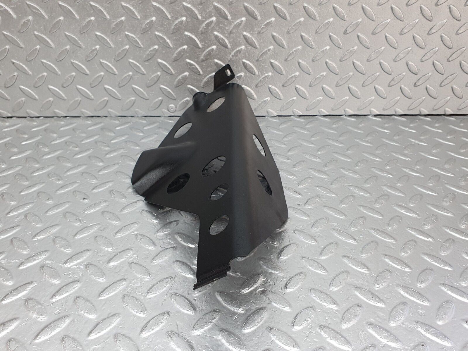 43726 Mercedes-Benz C126 380SEC Coupe Trunk Boot Cable Channel Bracket