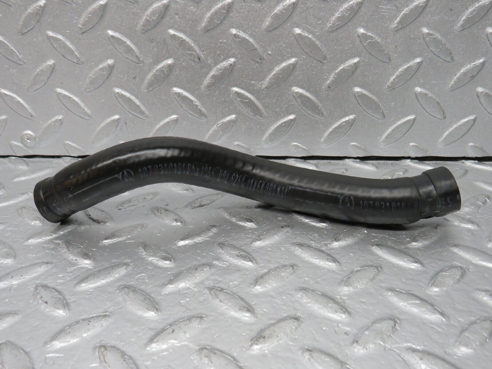 39175 Mercedes-Benz R107 500SL Heater Hose Pipe 1078310194