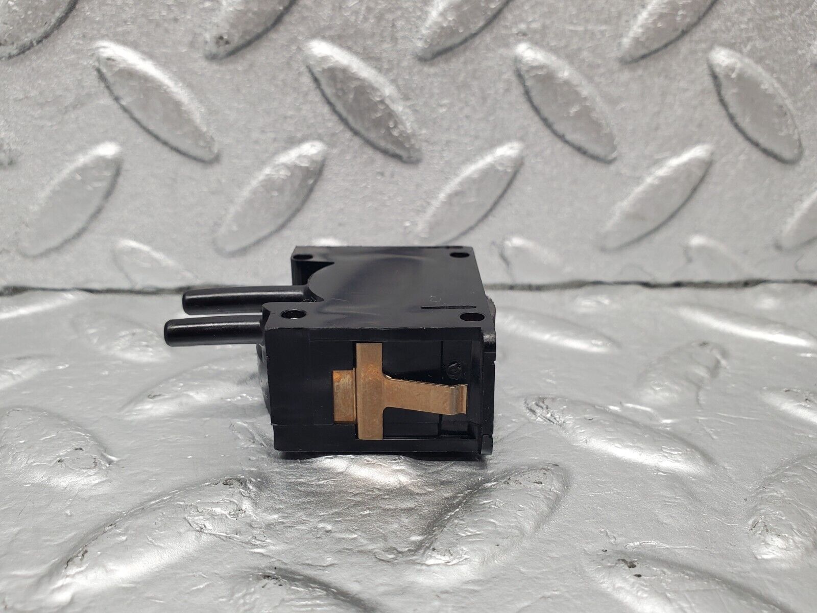 46546 Mercedes-Benz C123 280CE Coupe Headlight Level Switch 0008000473 0307650100