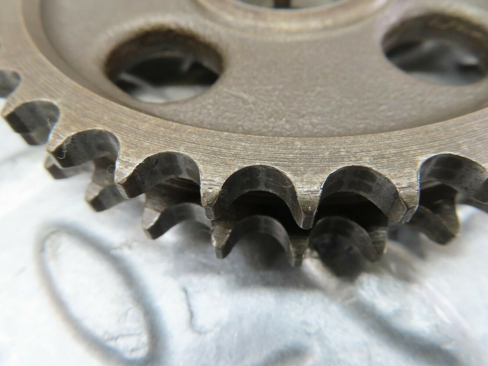 15668 Mercedes-Benz R107 450SL Camshaft Timing Gear 1160520601