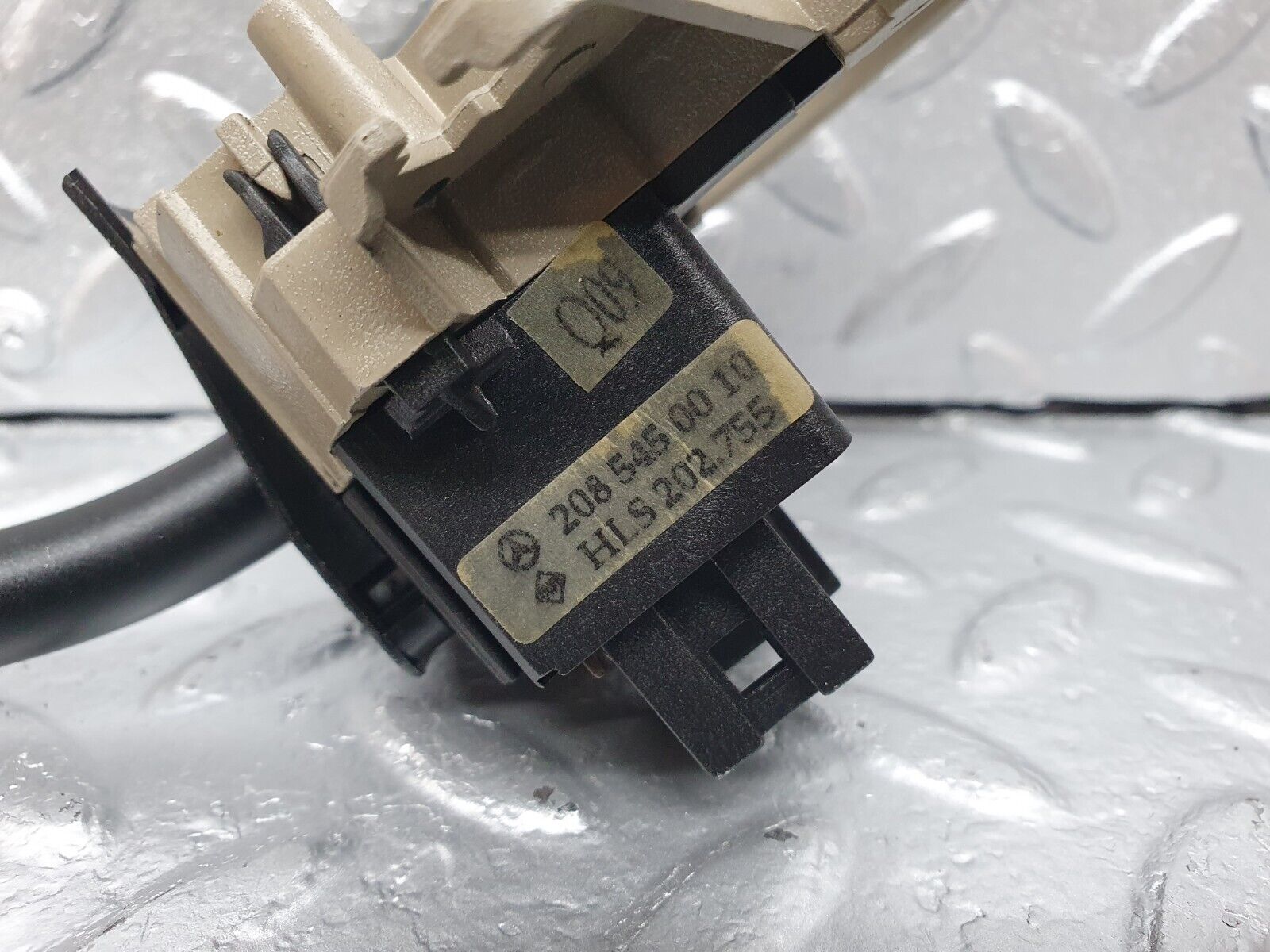 41969 Mercedes-Benz W202 C200 Indicator Wiper Stalk 2085450010