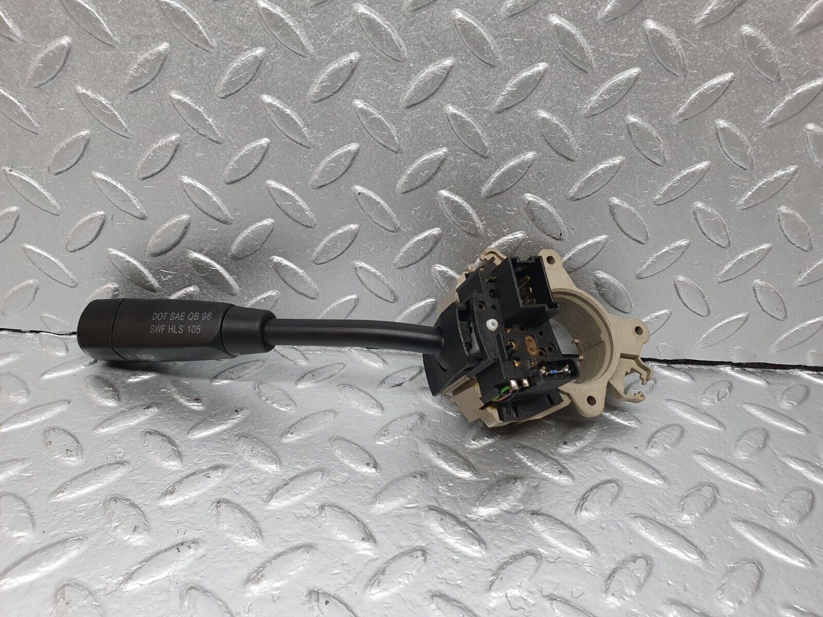 41969 Mercedes-Benz W202 C200 Indicator Wiper Stalk 2085450010