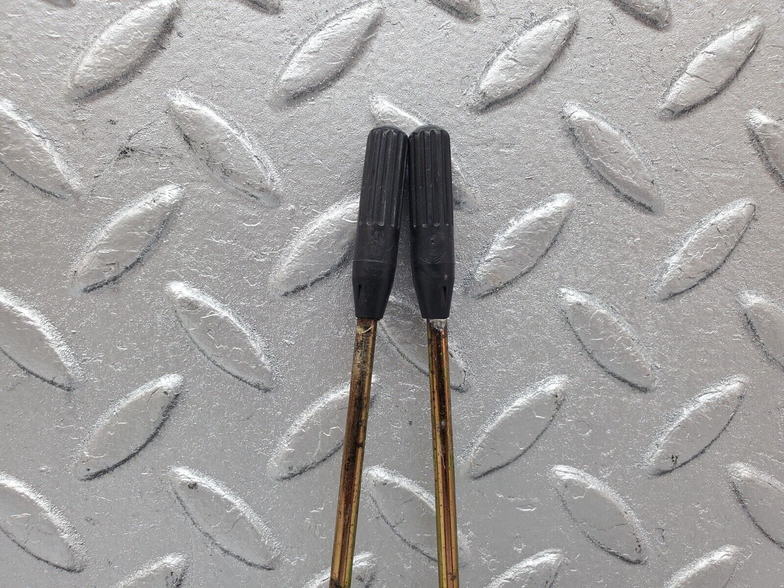 44829 Mercedes-Benz W124 220E Front Door Lock Knob Pair