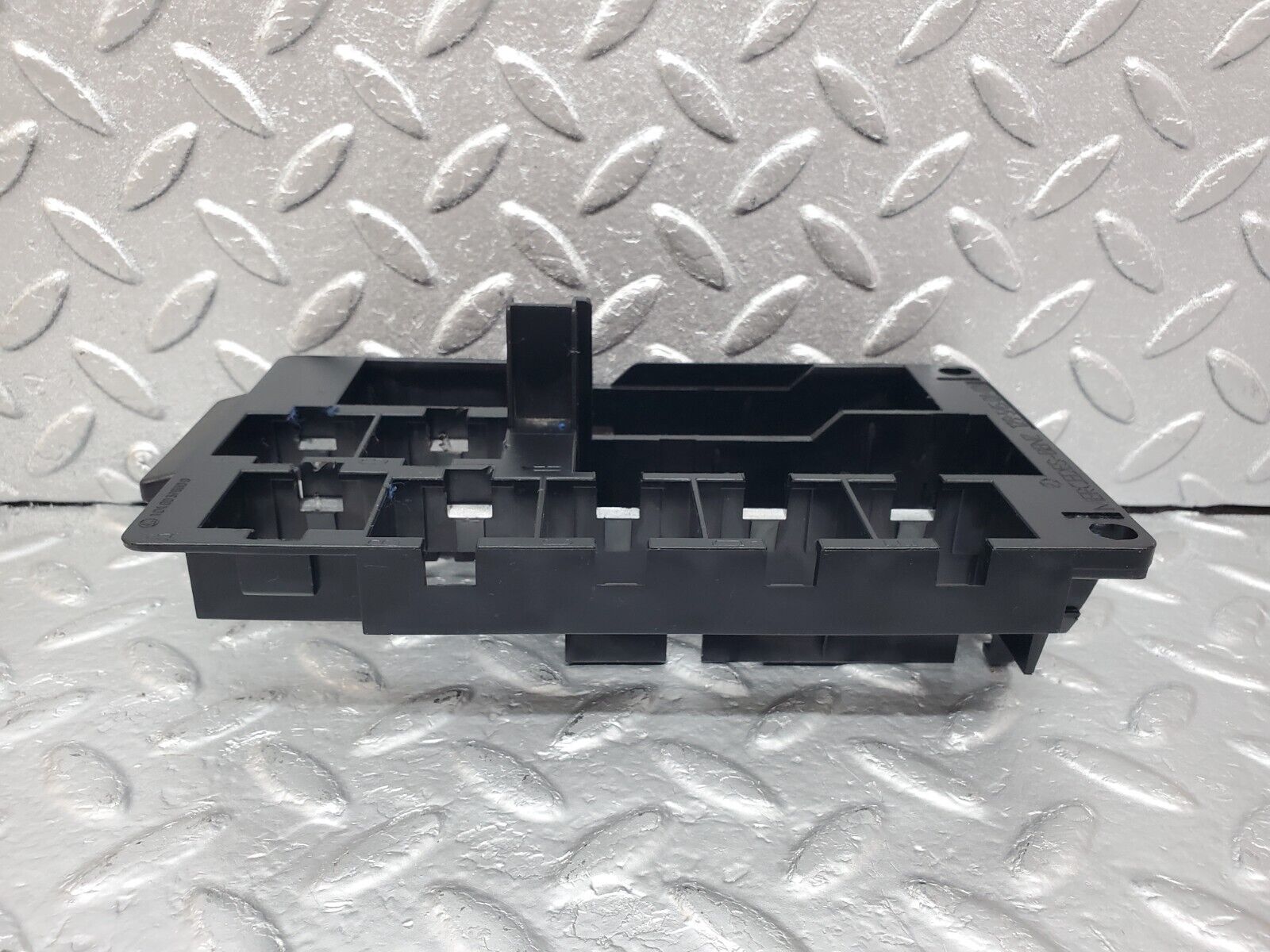 44916 Mercedes-Benz R129 300SL Coupe Relay Bracket 1295450140