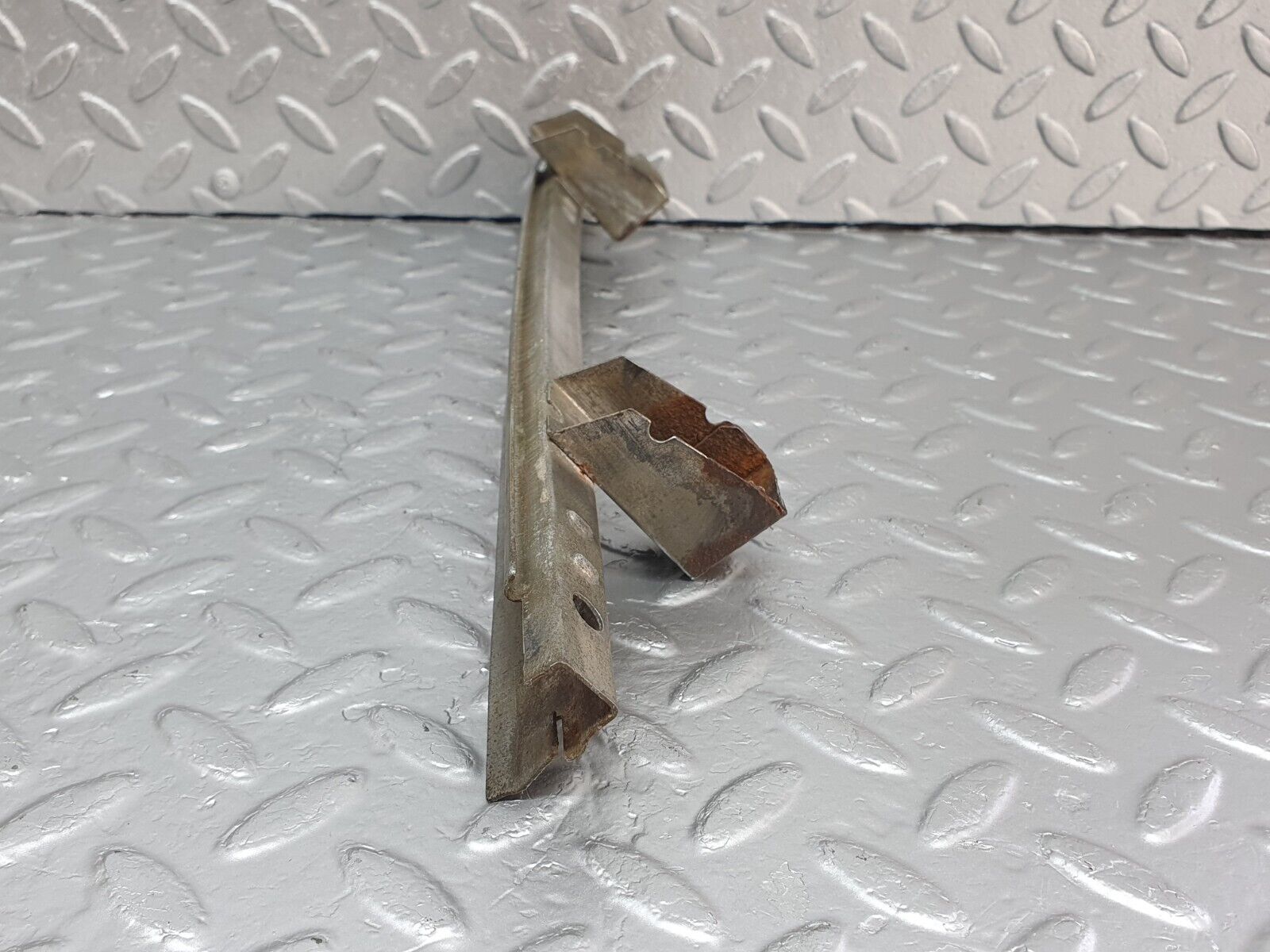 43196 Mercedes-Benz W108 280SE Rear Left Door Window Channel