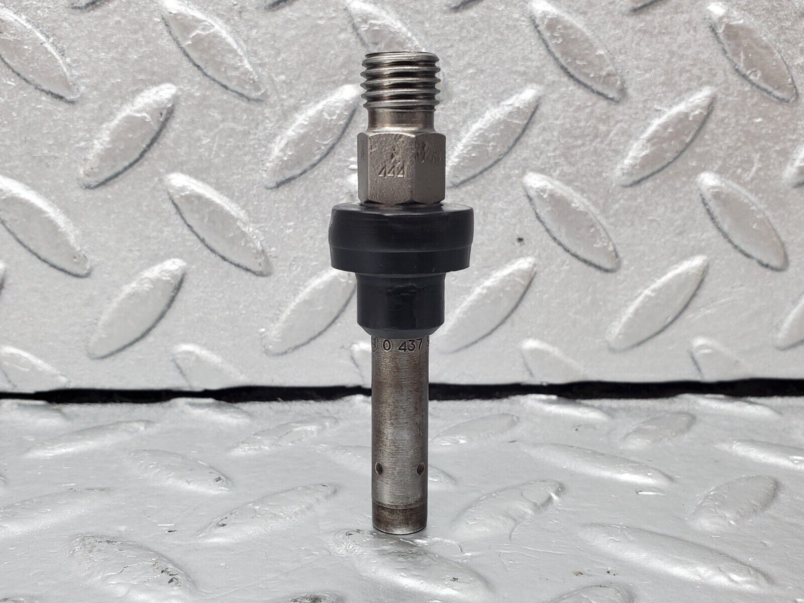 45465 Mercedes-Benz 280E M110.988 Fuel Injector Bosch 0437502010