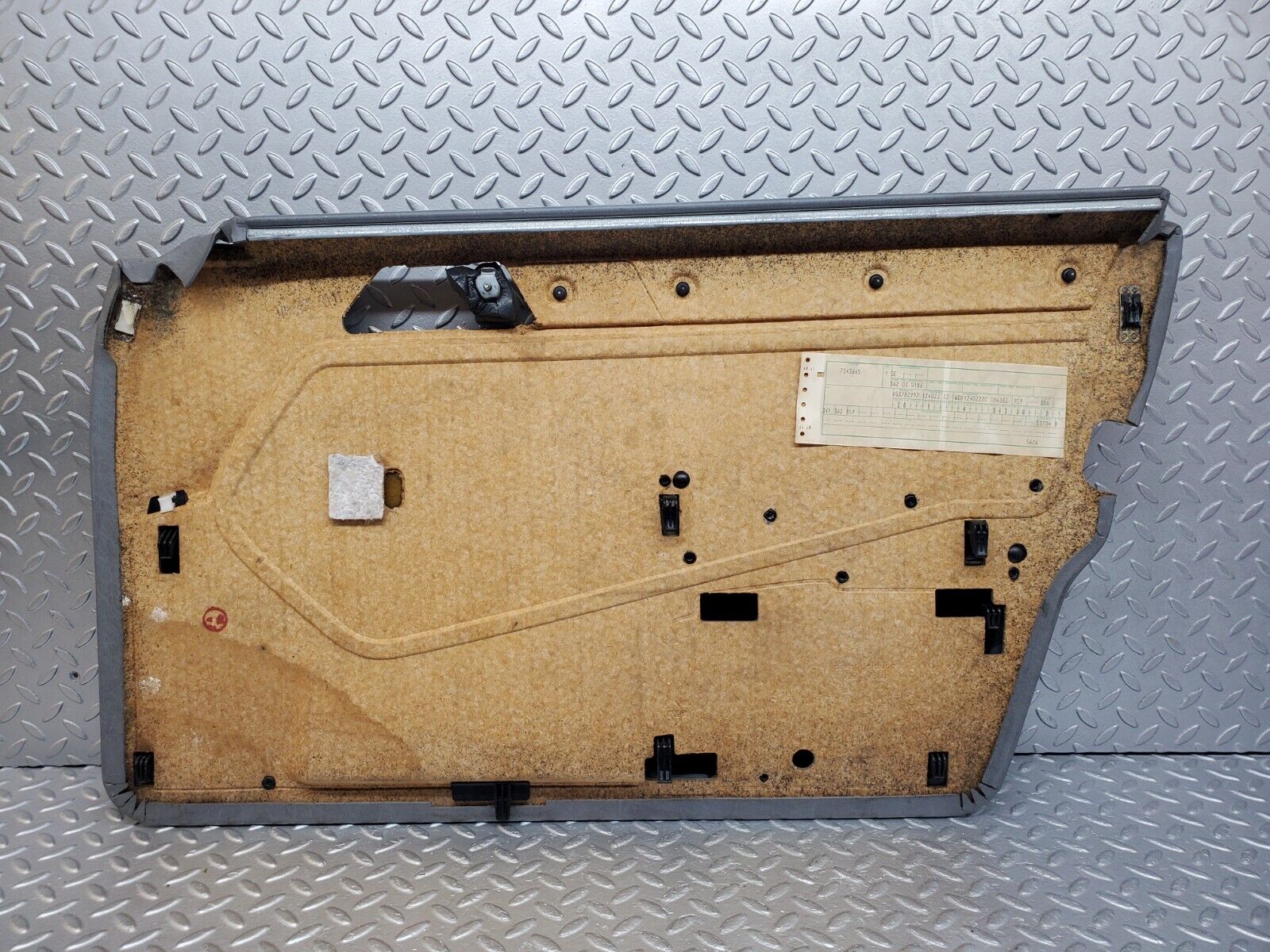 44689 Mercedes-Benz W124 220E Front Left Door Card Grey 1247271370