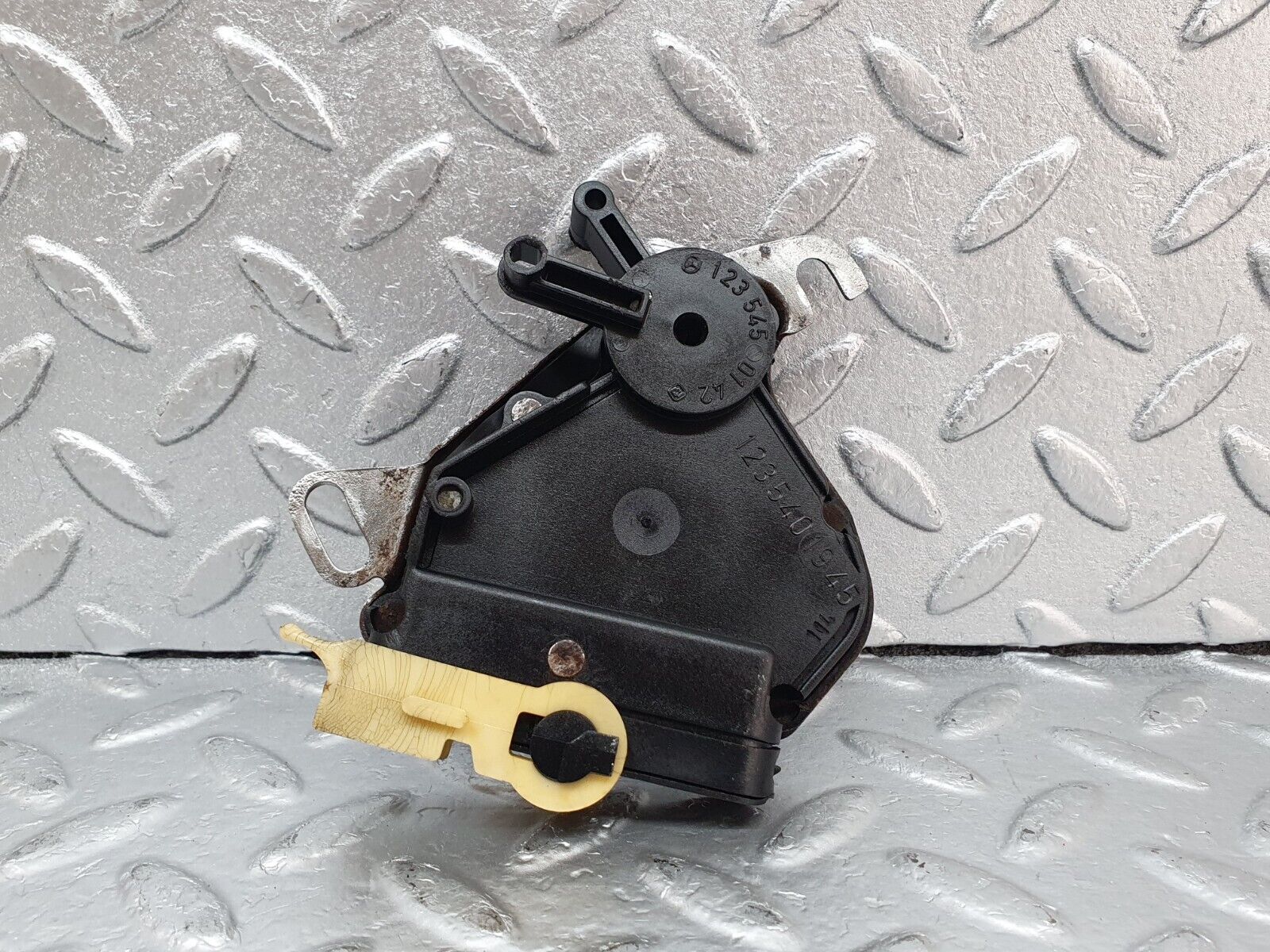 44136 Mercedes-Benz C123 230CE Coupe Reverse Light Switch 1235401945 1235450142