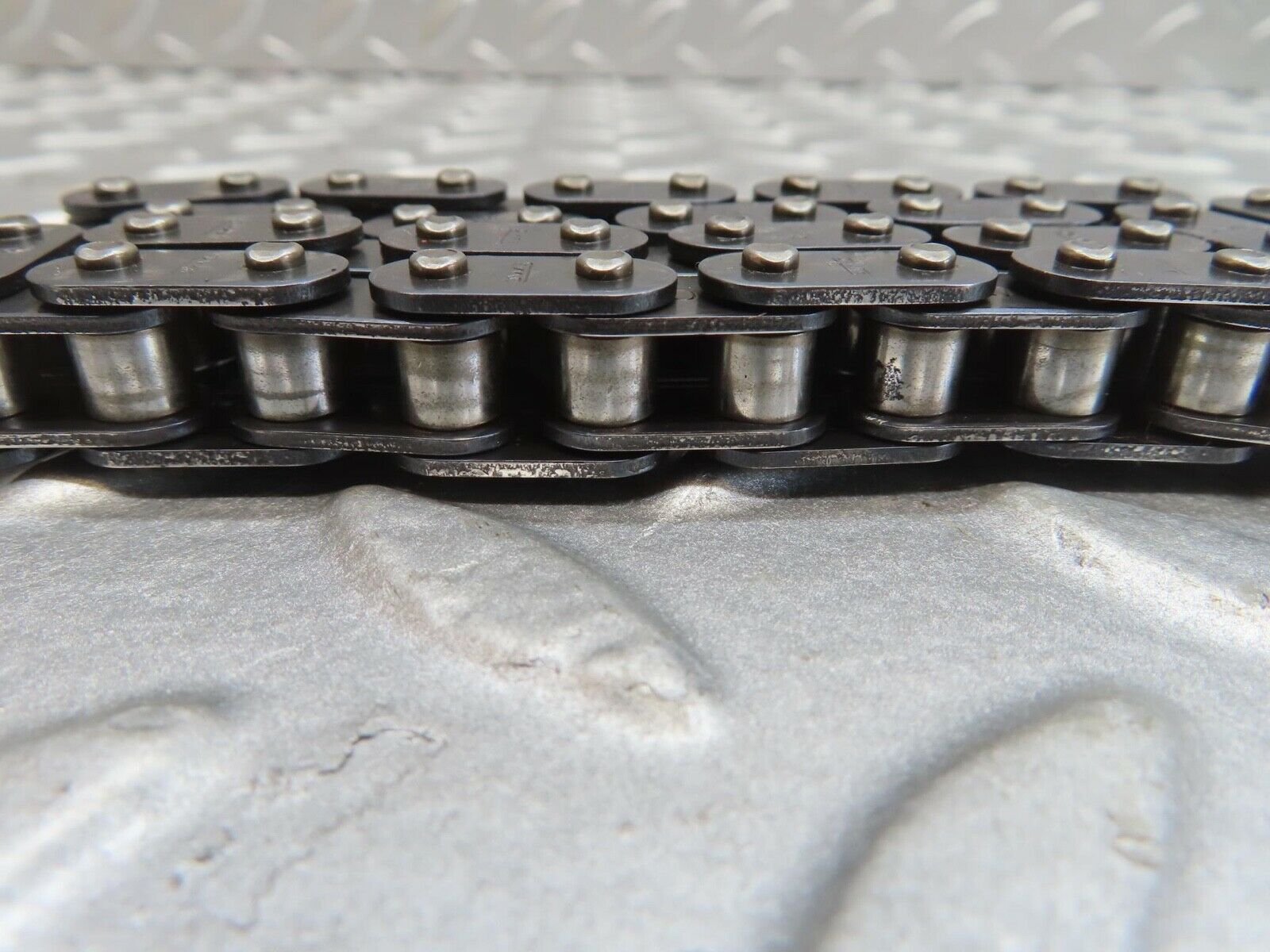 13742 Mercedes-Benz R107 450SL Oil Pump Chain