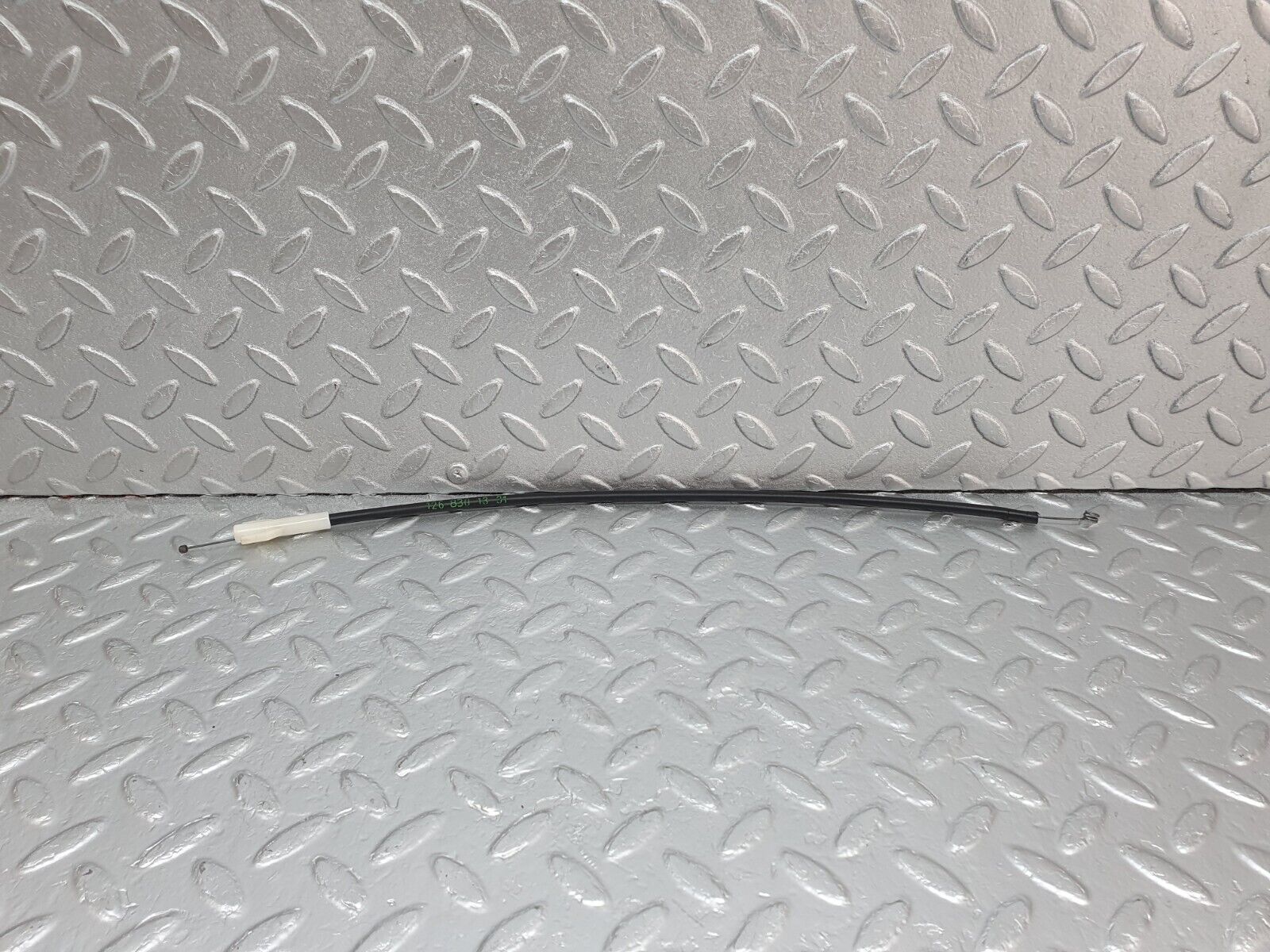 43763 Mercedes-Benz C126 380SEC Coupe Heater Control Cable 1268301331