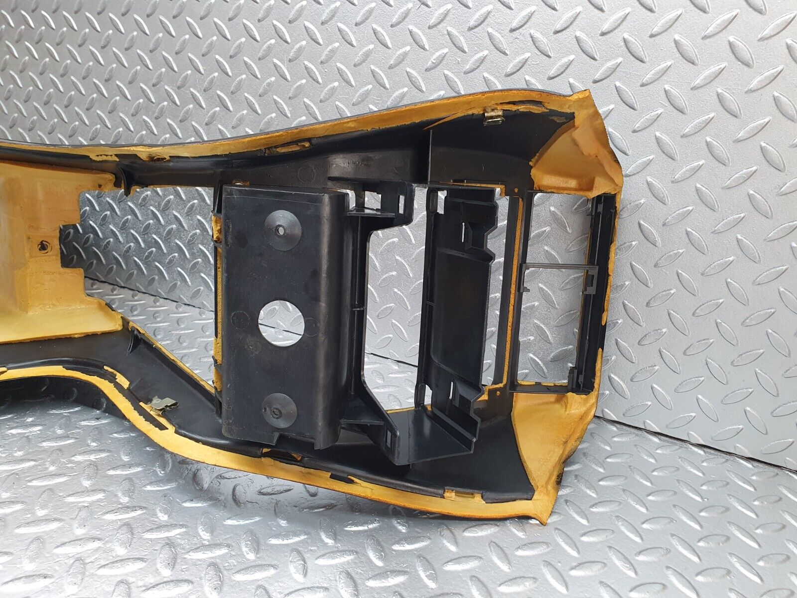 44120 Mercedes-Benz C123 230CE Coupe Centre Console Black