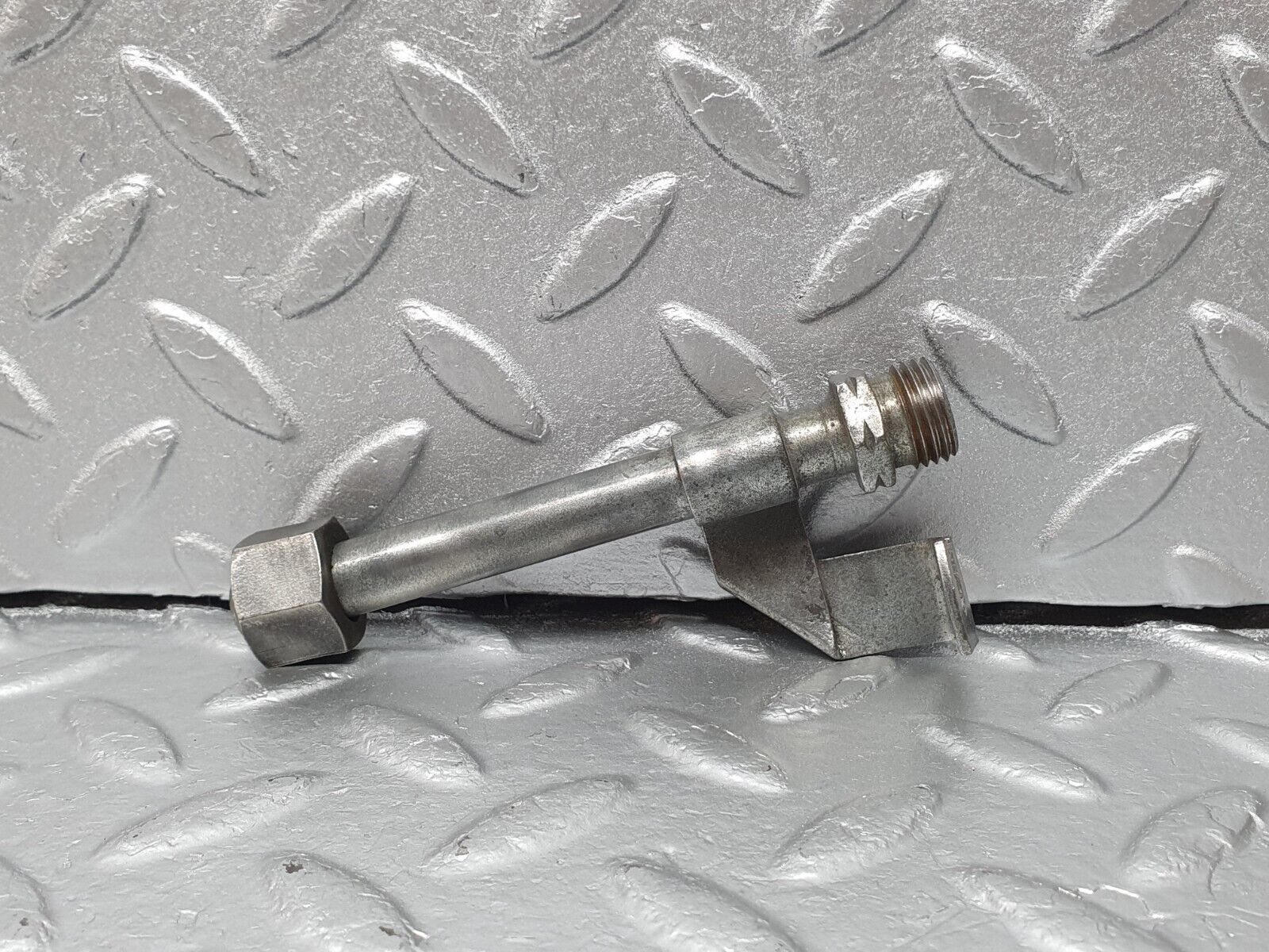 41352 Mercedes-Benz R107 Intake Manifold Brake Servo Pipe