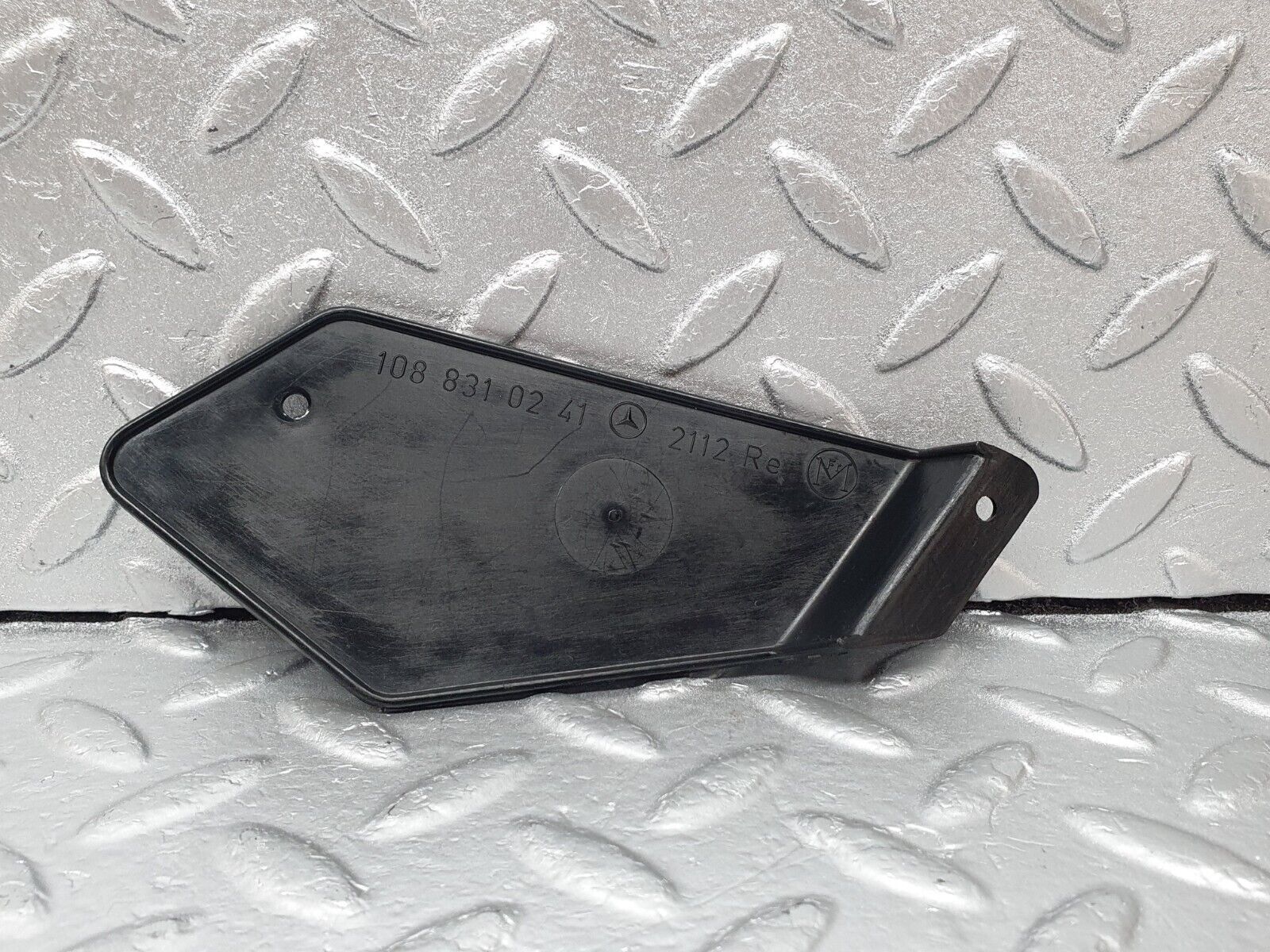 43386 Mercedes-Benz W108 280SE Air Duct Right Side 1088310241