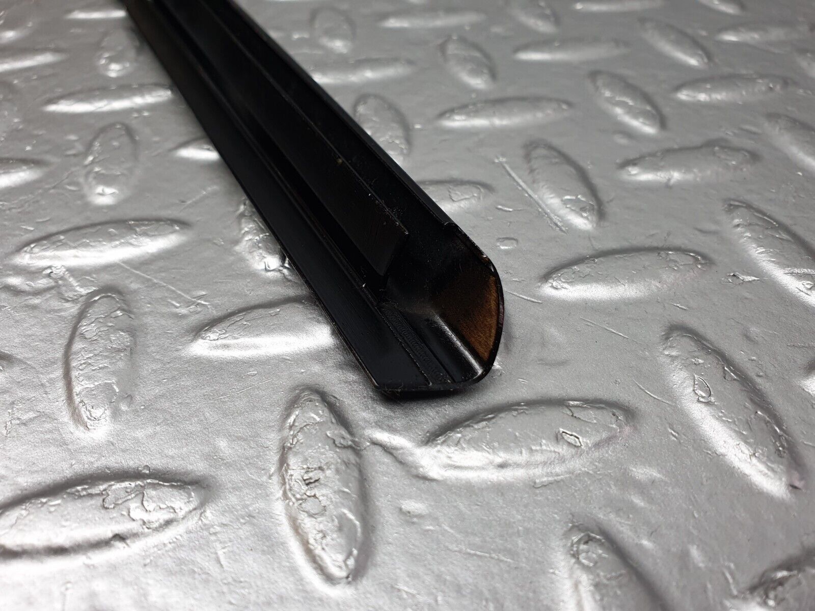 42108 Mercedes-Benz W202 C200 Rear Left Door Moulding Trim