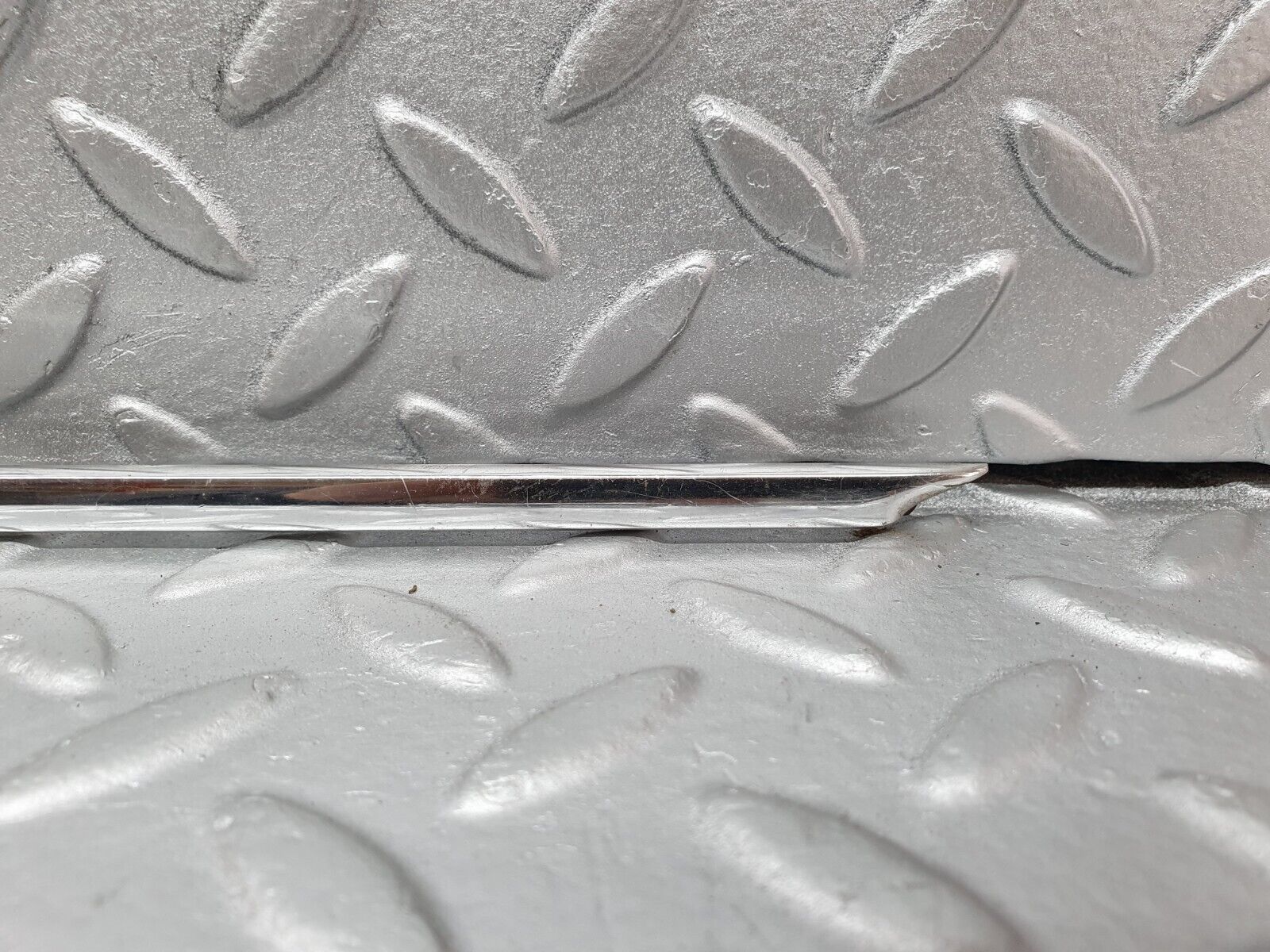 43472 Mercedes-Benz W108 280SE Right Door Card Chrome Trim