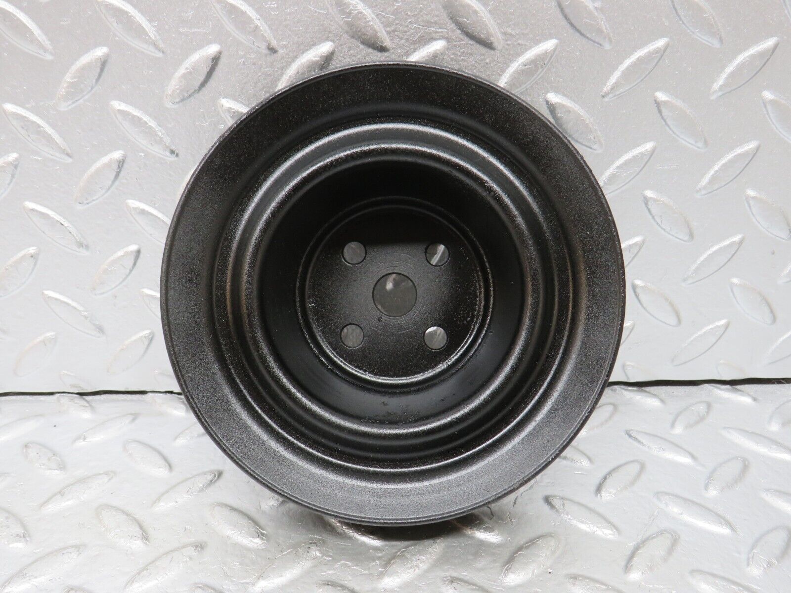 32988 Mercedes-Benz C107 R107 350 V8 Water Pump Pulley