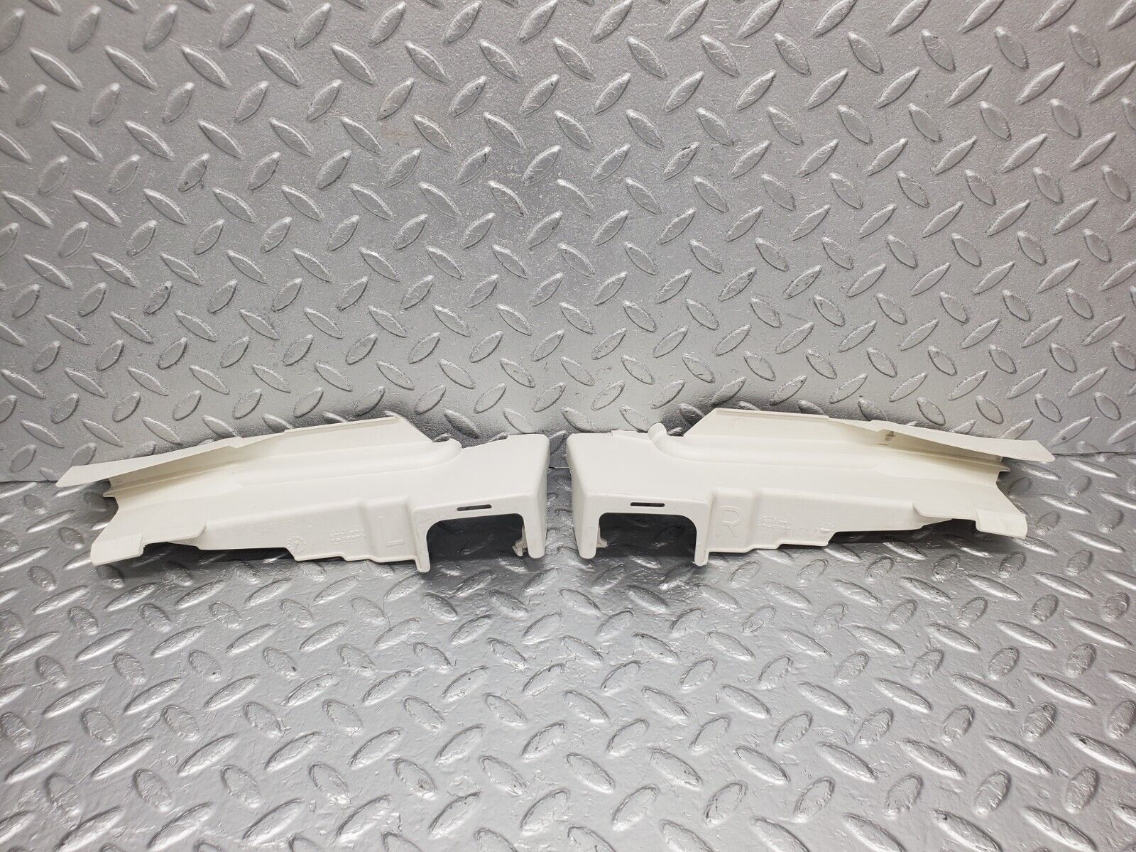 46149 Mercedes-Benz W124 Front Door Lock Cover Pair 1247231808 1247231708