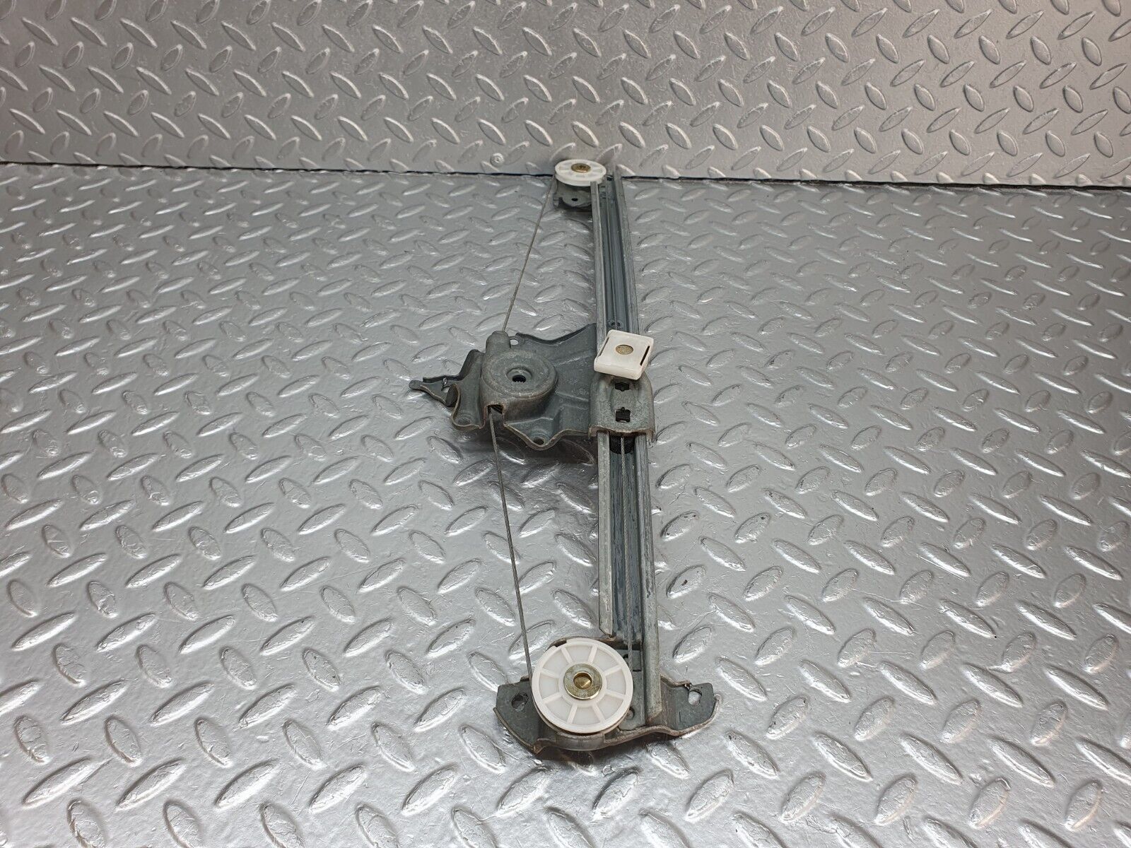 41940 Mercedes-Benz W202 C200 Rear Left Power Window Regulator