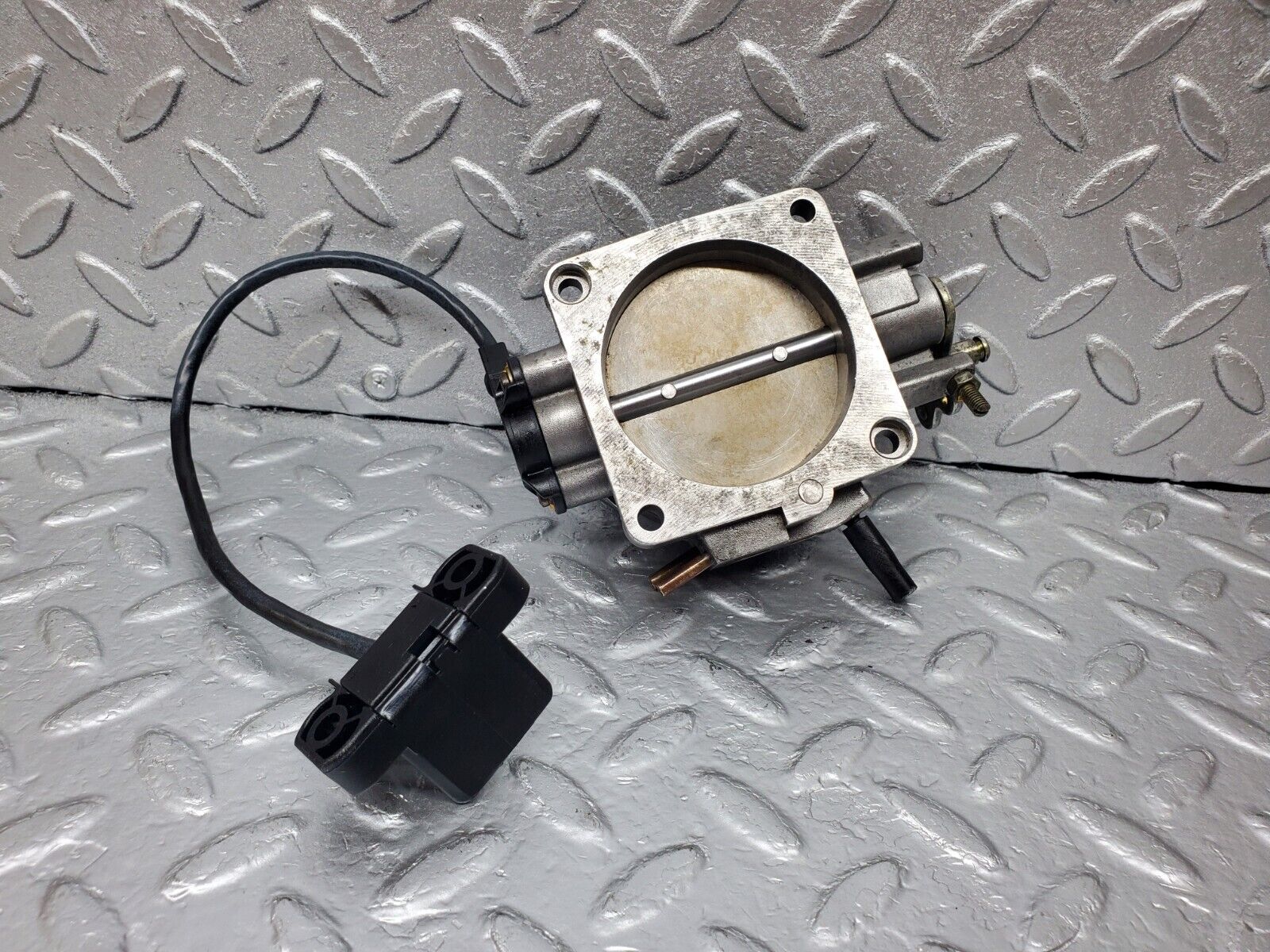 45089 Mercedes-Benz R129 300SL Coupe Throttle Body Valve 0021402053 0065451824